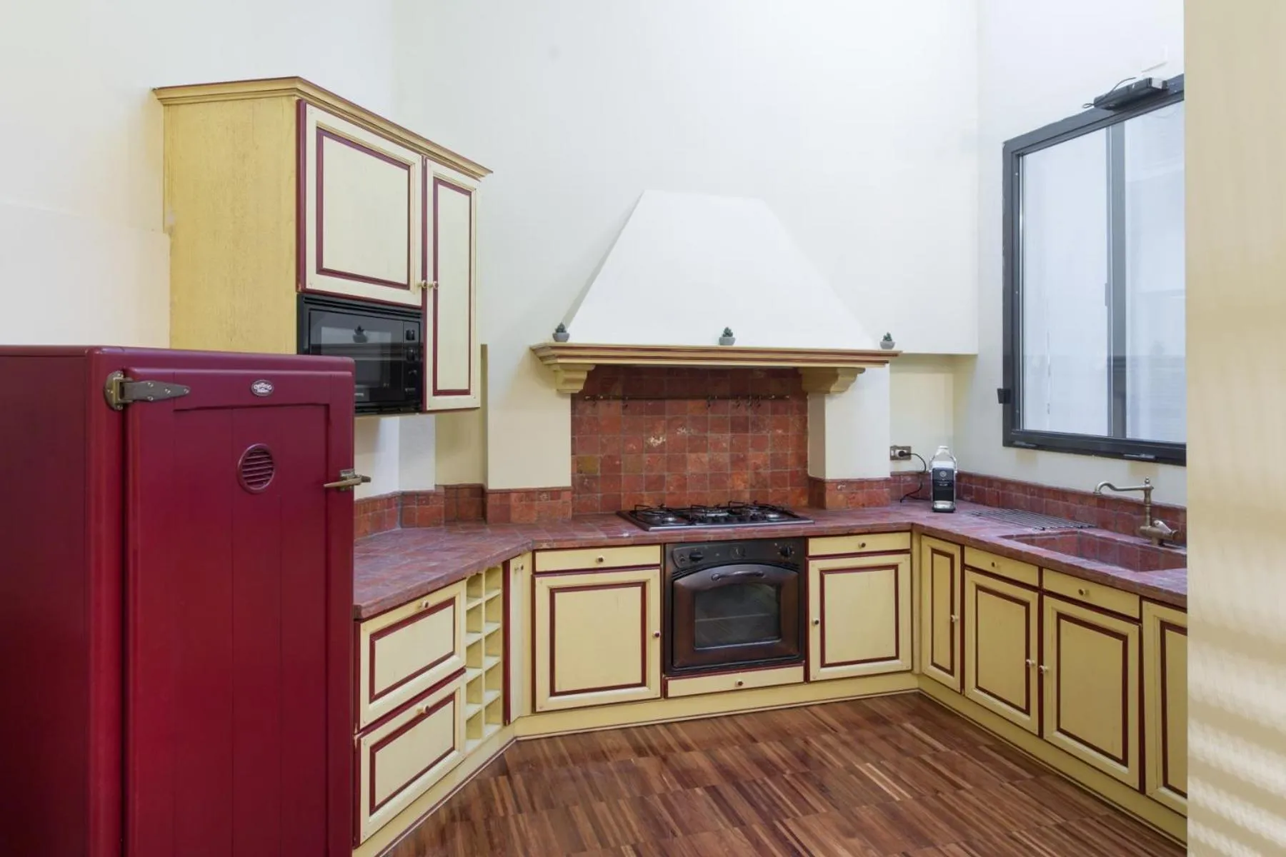 Loft in Navigli District with Jacuzzi & Sauna - Papiniano