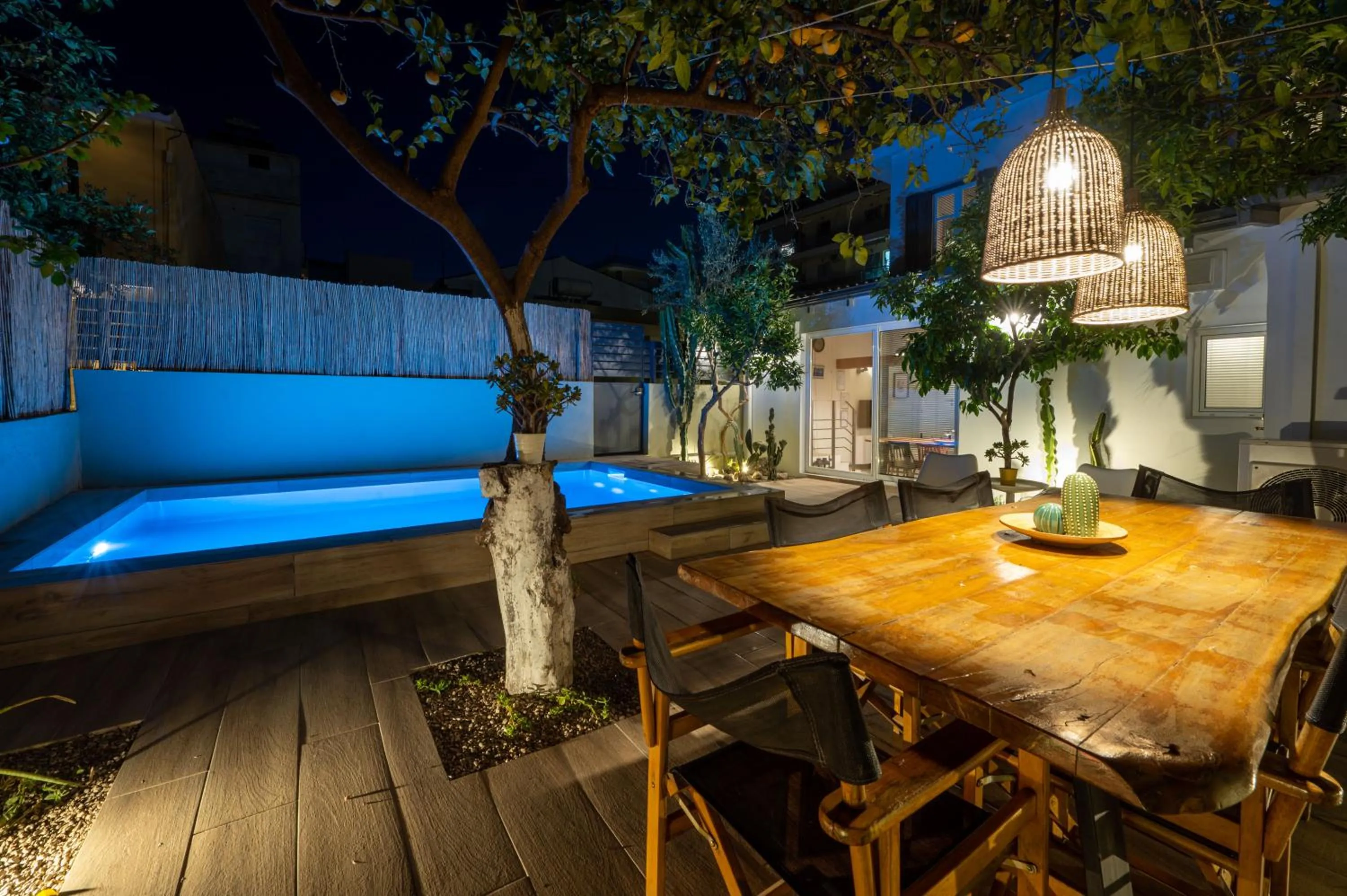 Garden in City Cottage - Kalamata Villas