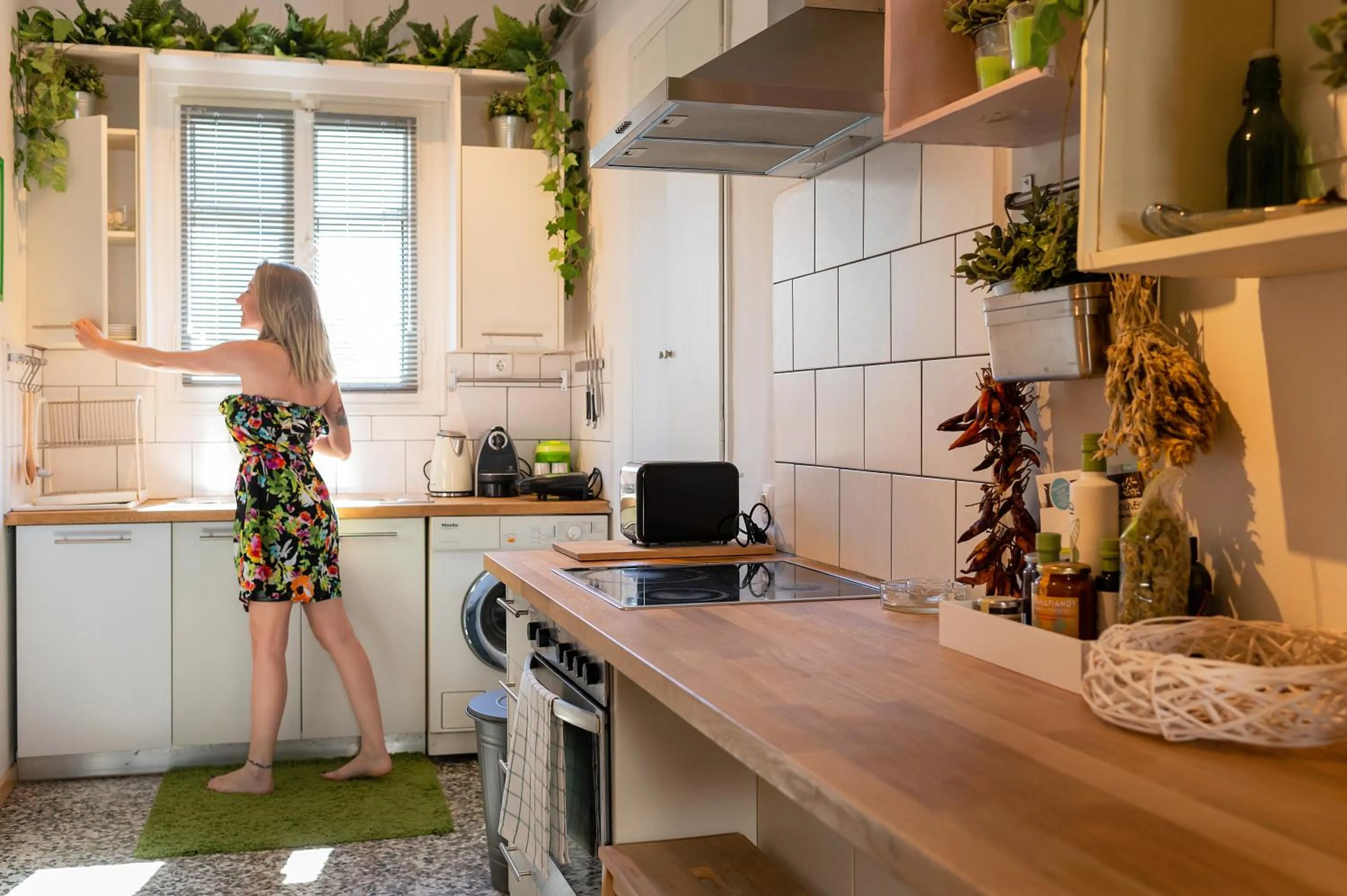 People in City Cottage - Kalamata Villas