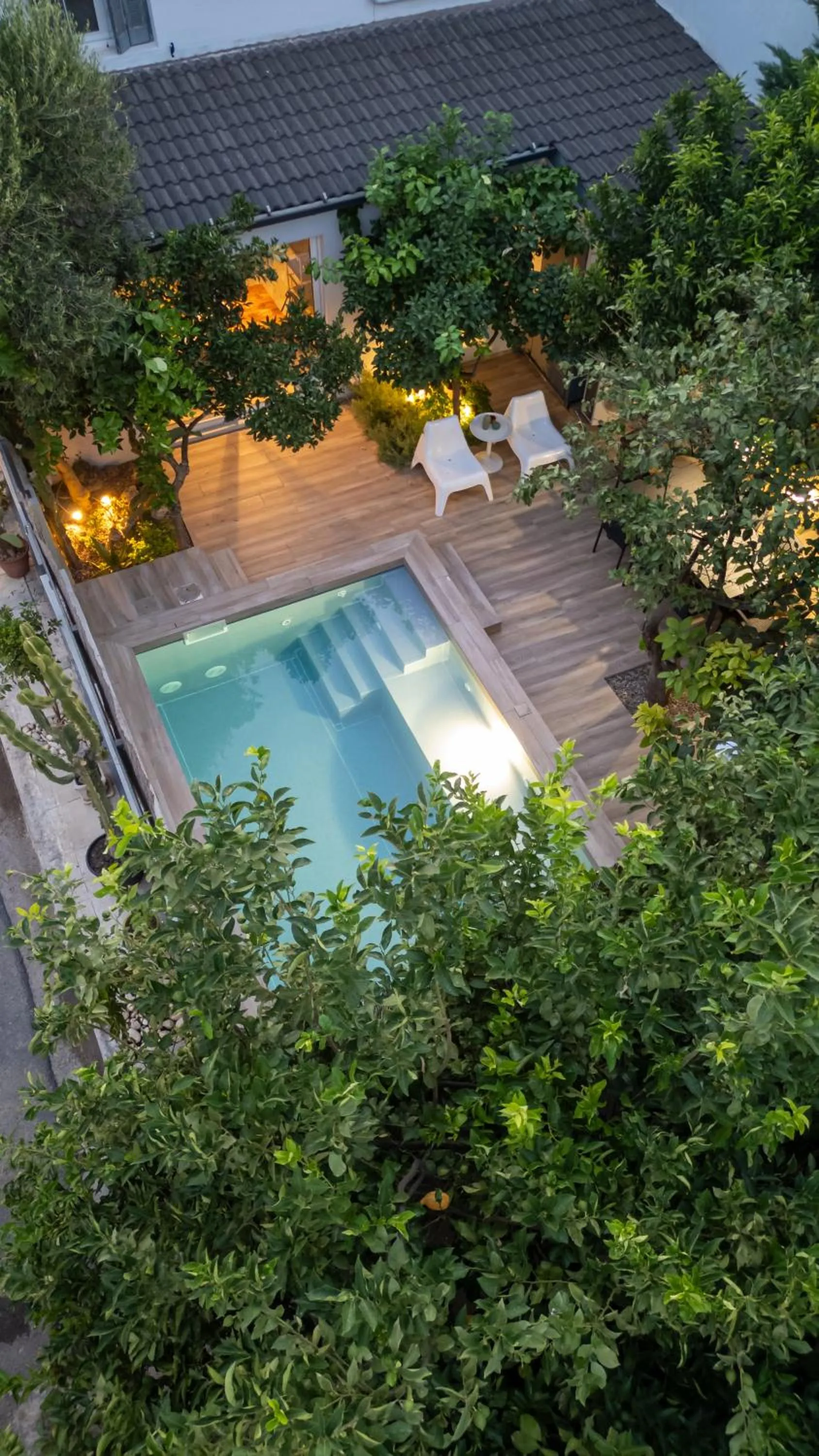 Day in City Cottage - Kalamata Villas