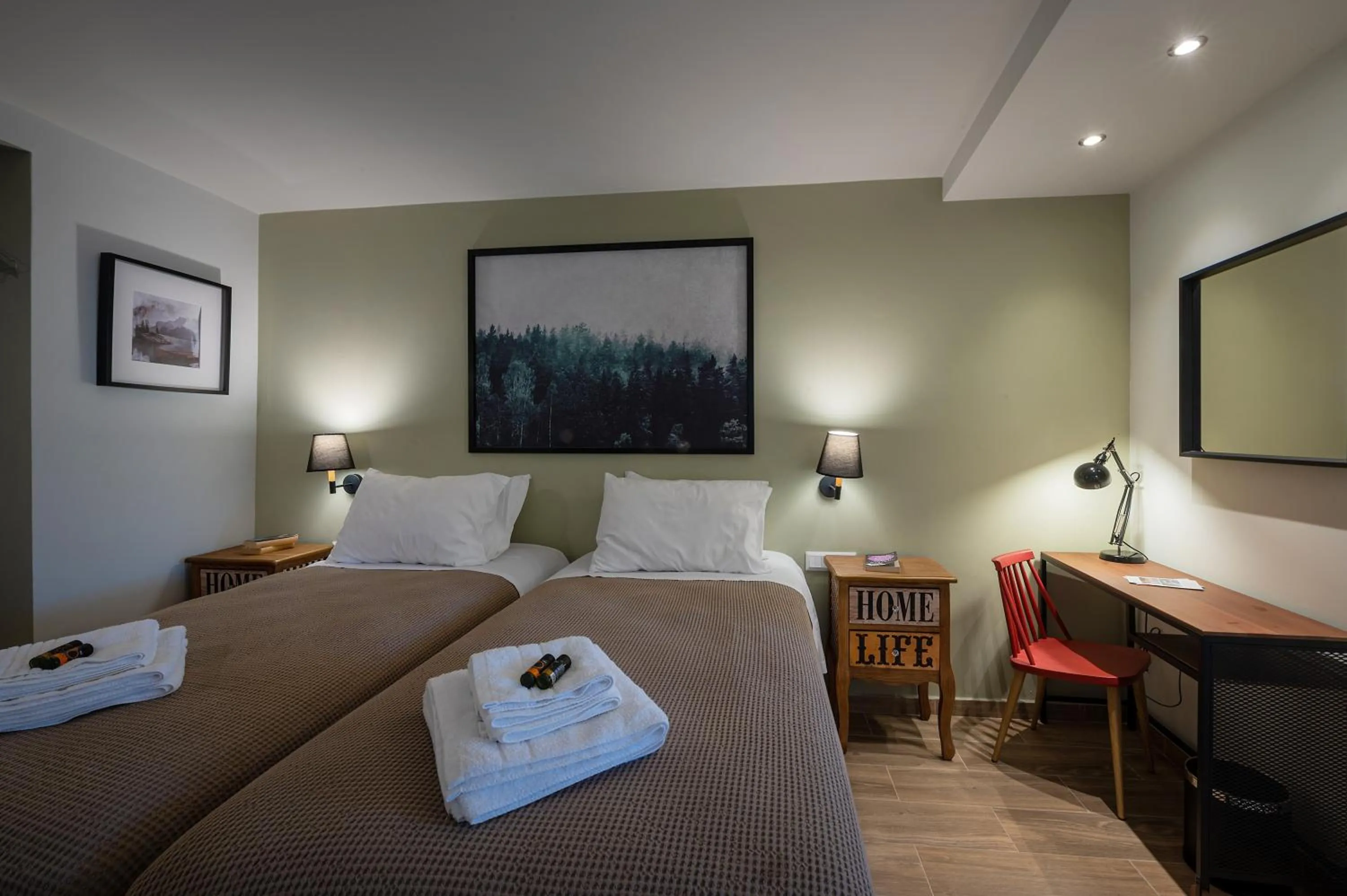 Bedroom, Bed in City Cottage - Kalamata Villas