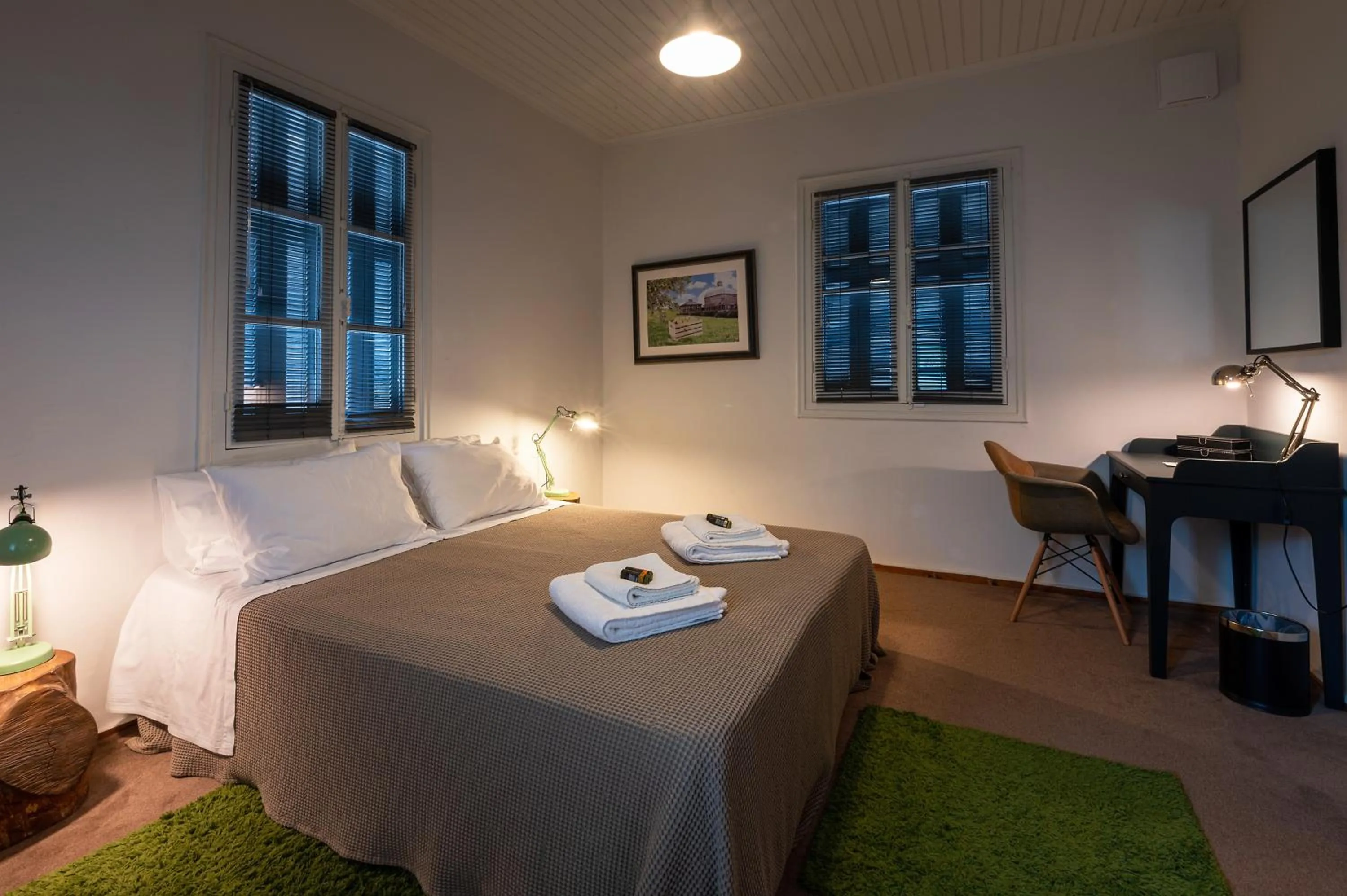 Bedroom, Bed in City Cottage - Kalamata Villas