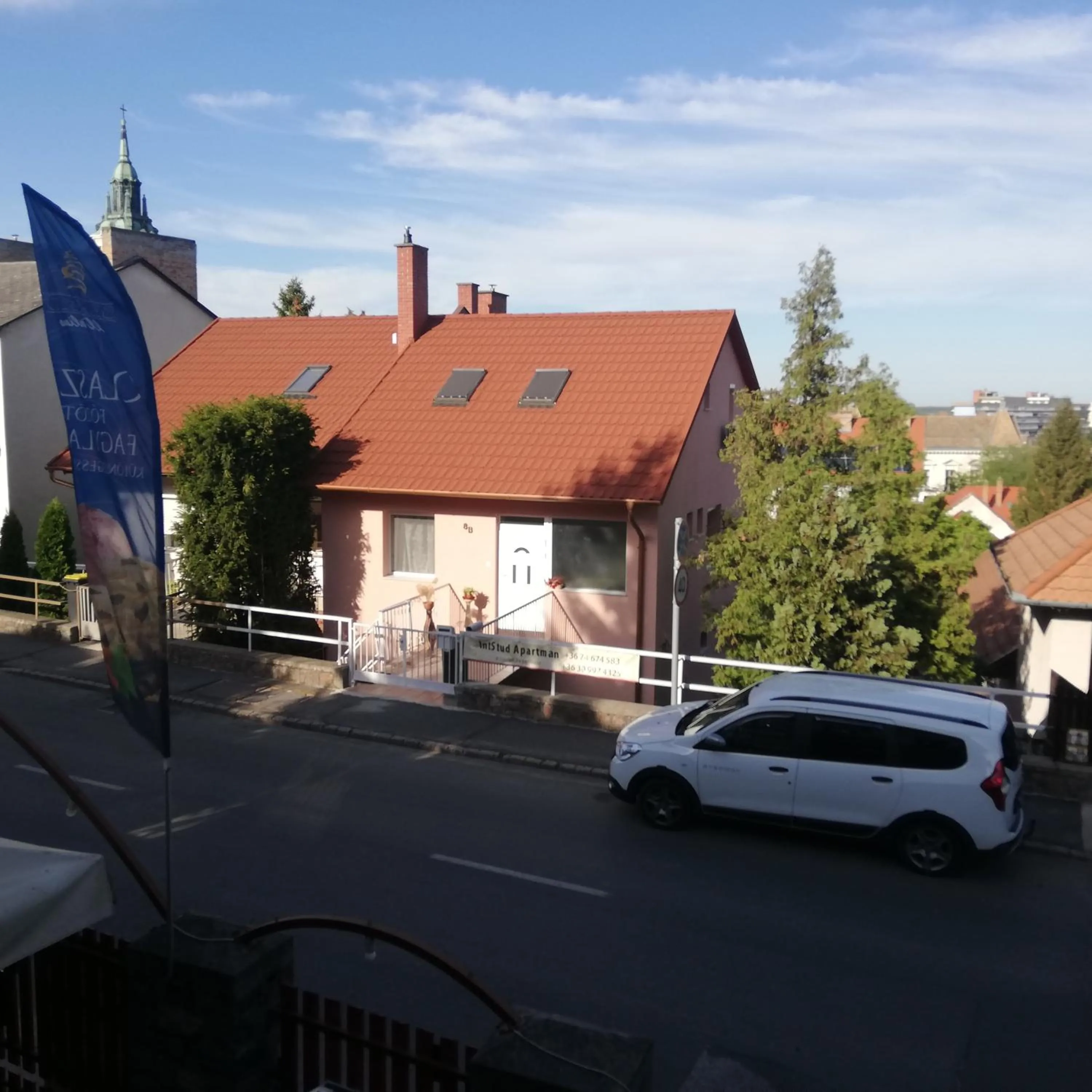 Nearby landmark in Royal Court Apartman - HU registered IntStud Apartman