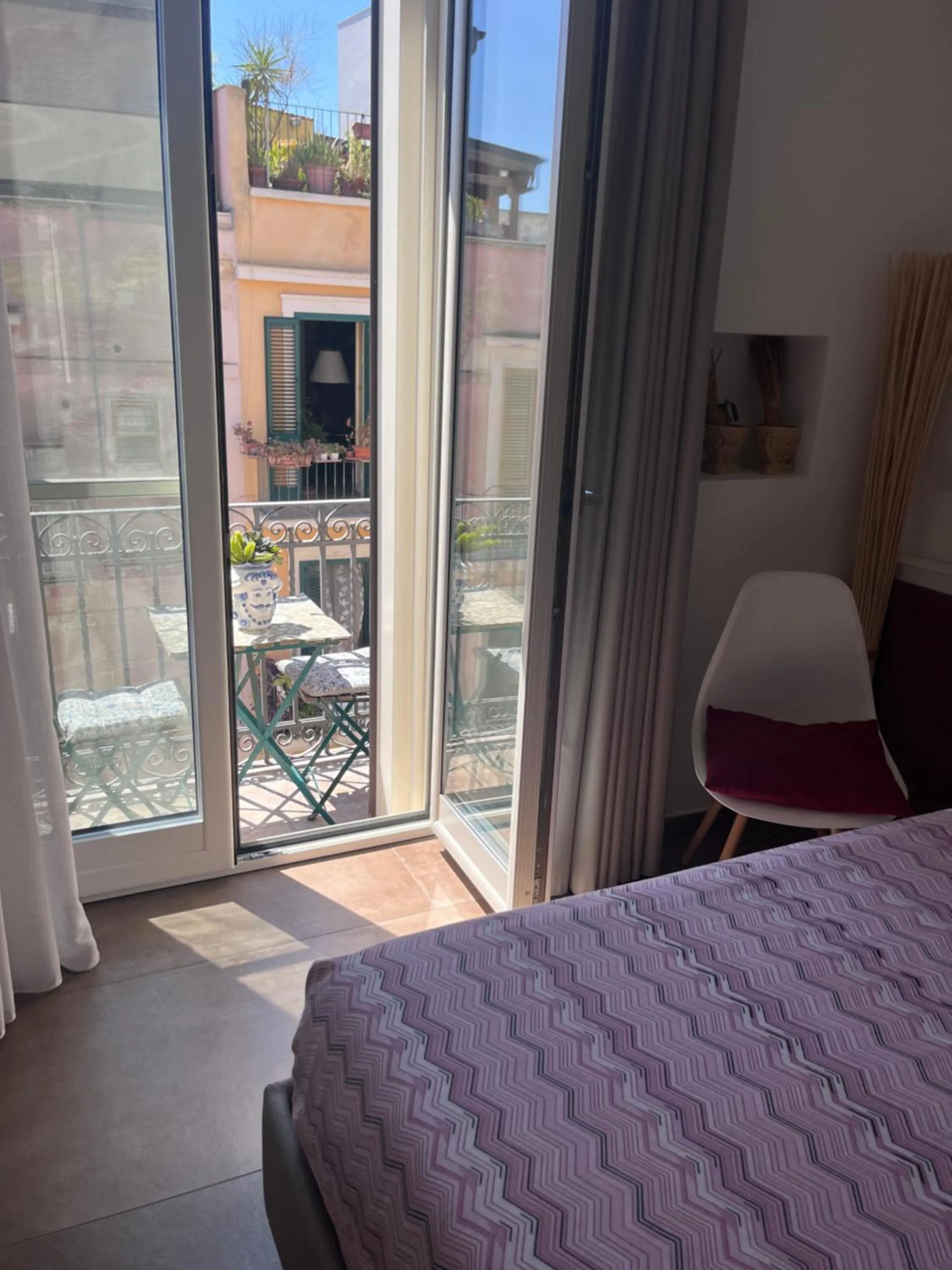 Balcony/Terrace, Bed in Essence