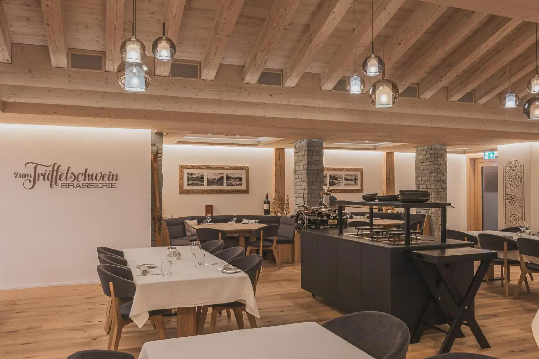 Restaurant/places to eat in Hotel Sarain Active Mountain Resort Restaurant/places to eat in Hotel Sarain Active Mountain Resort