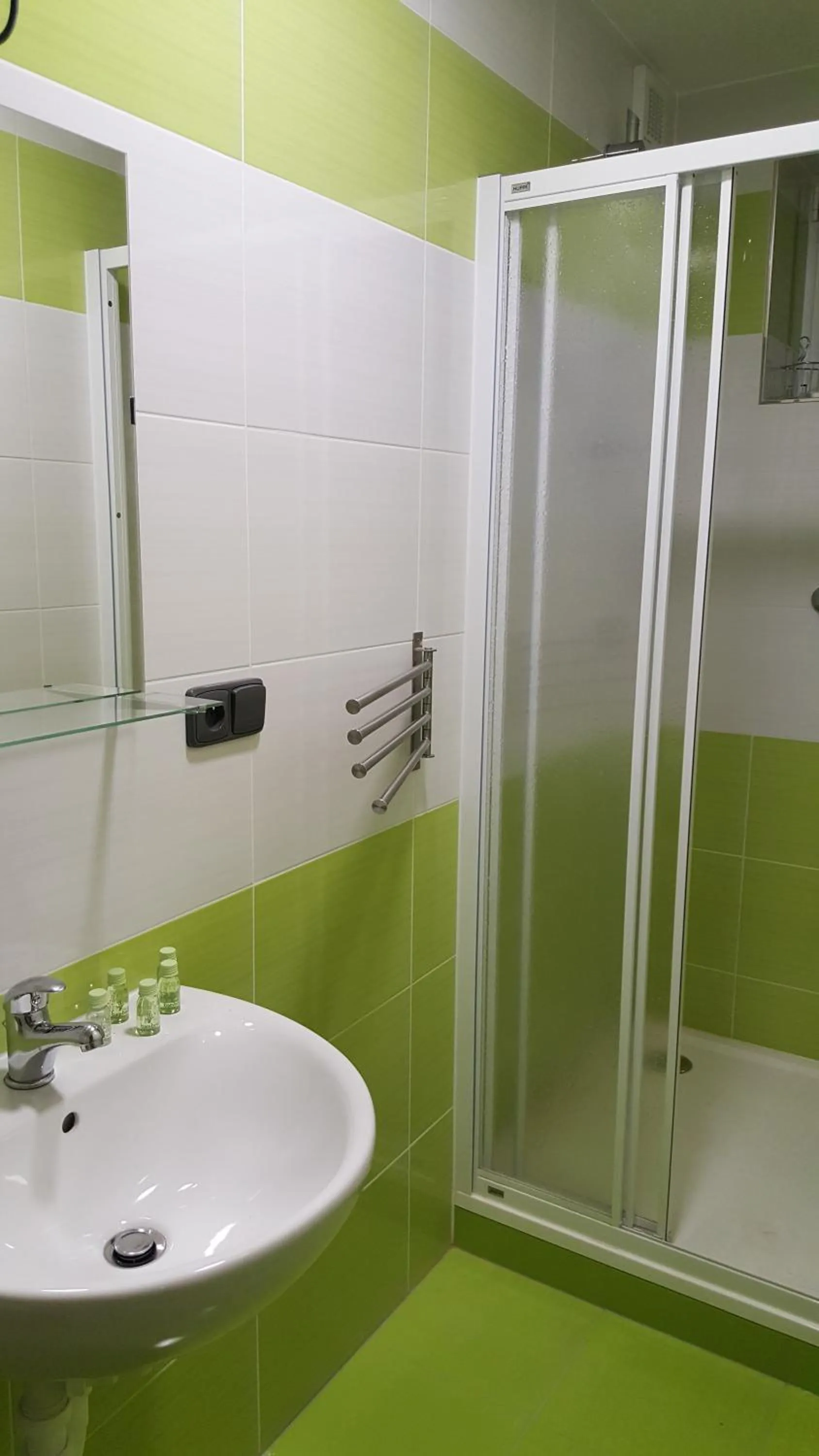 Shower in Ubytov¿ N?m?i?ky