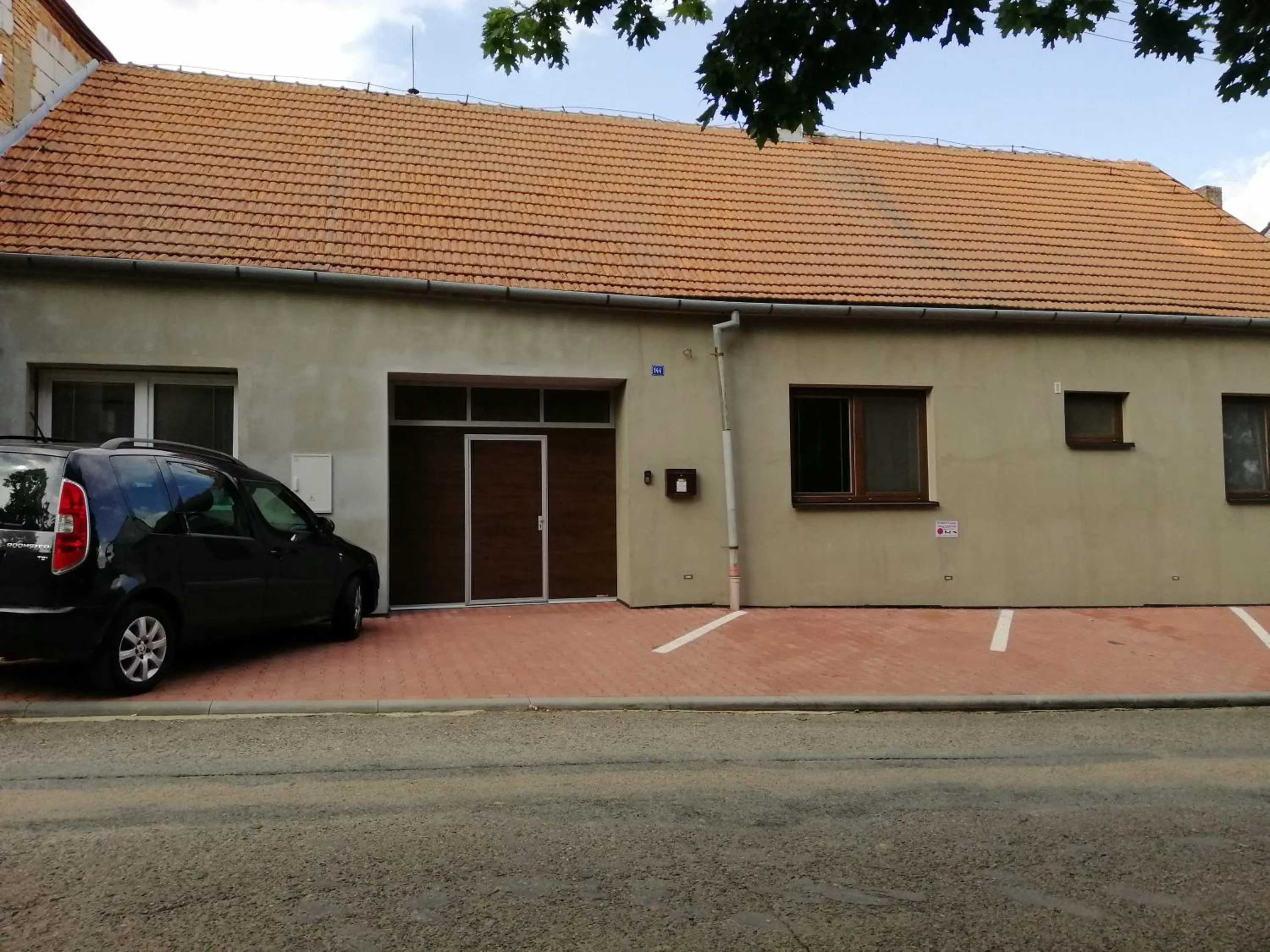 Facade/entrance in Ubytov¿ N?m?i?ky