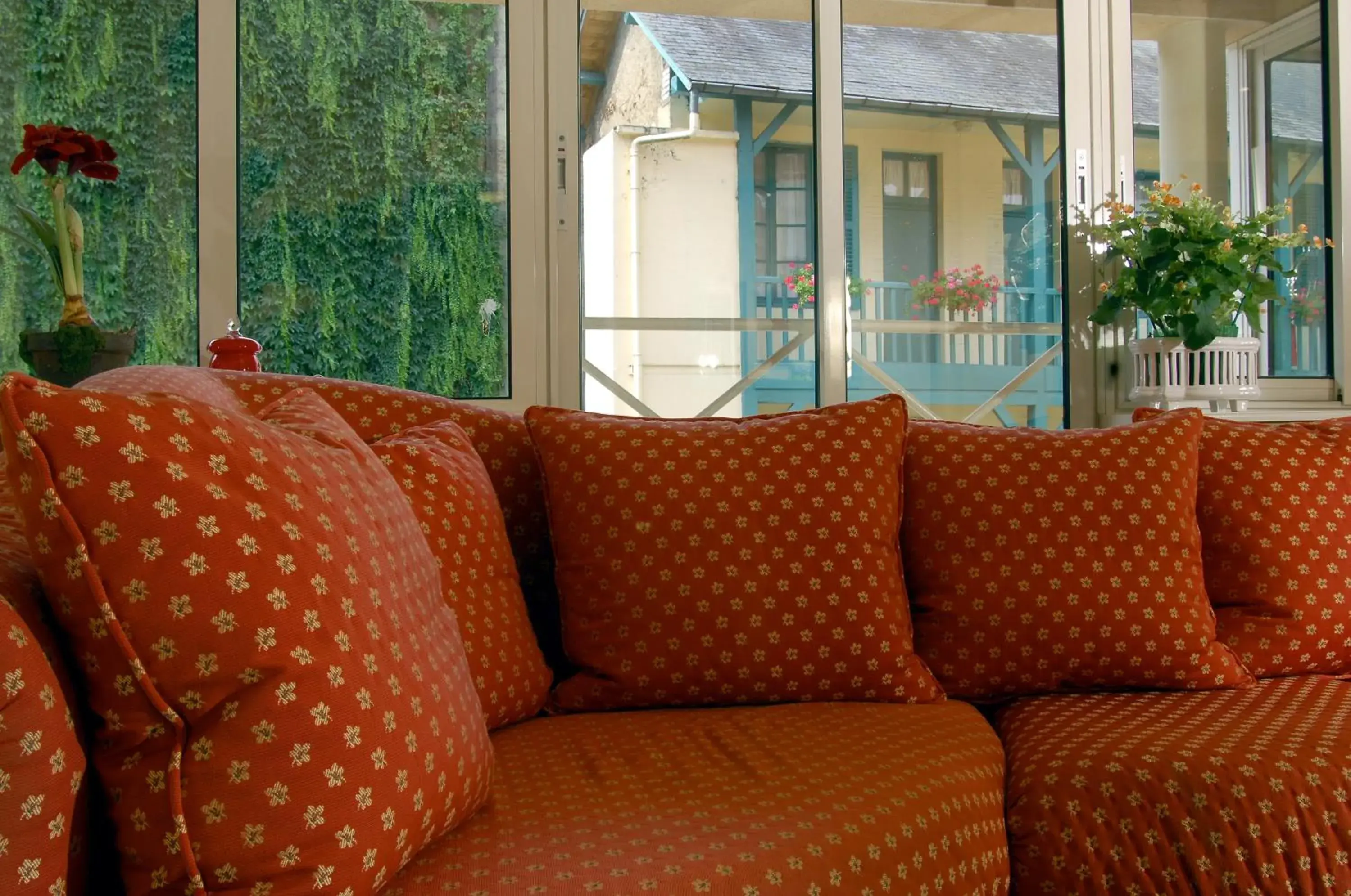 Lobby or reception in Hotel Restaurant Le Parc Lobby or reception in Hotel Restaurant Le Parc