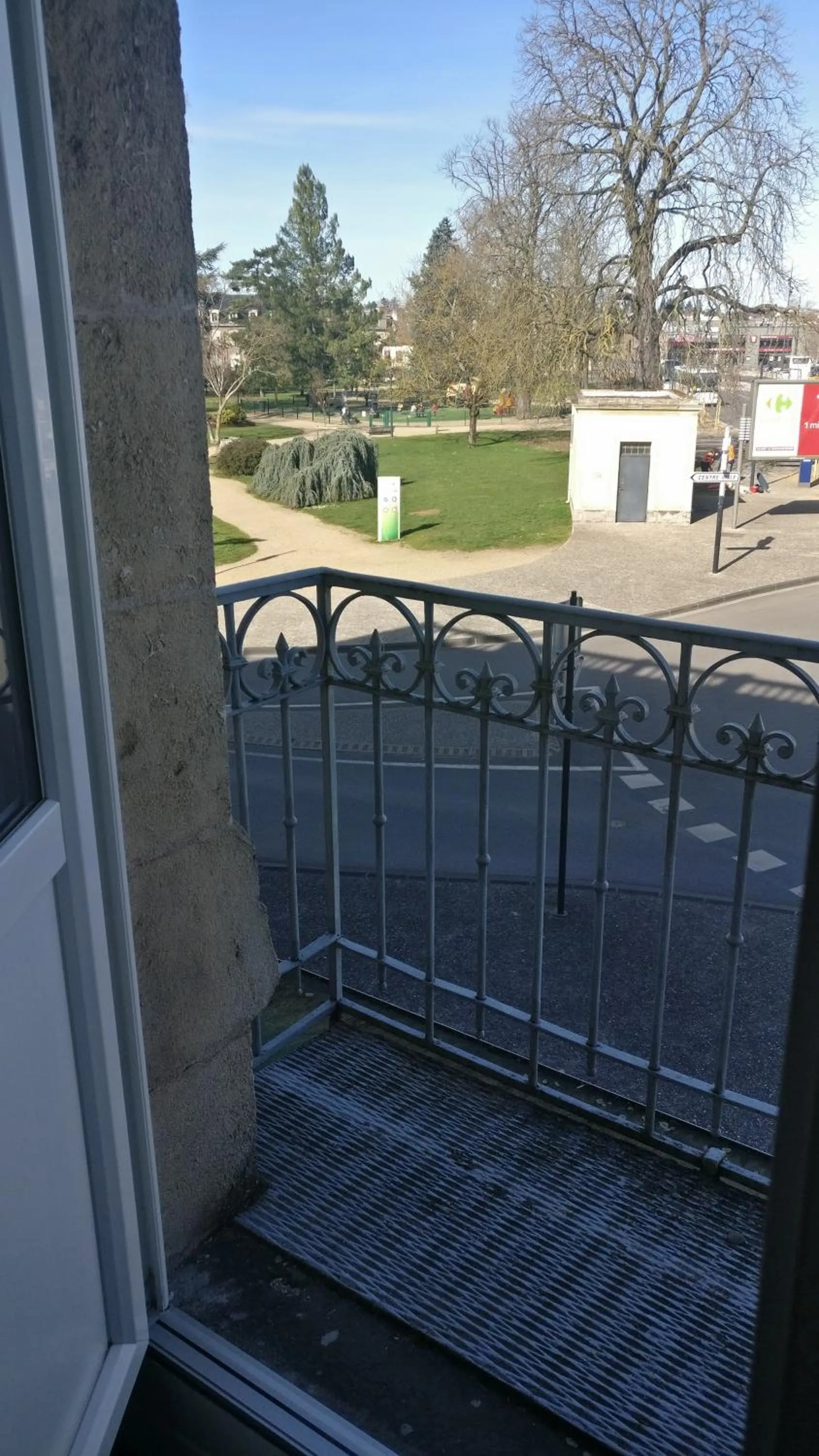 City view in Hotel Restaurant Le Parc