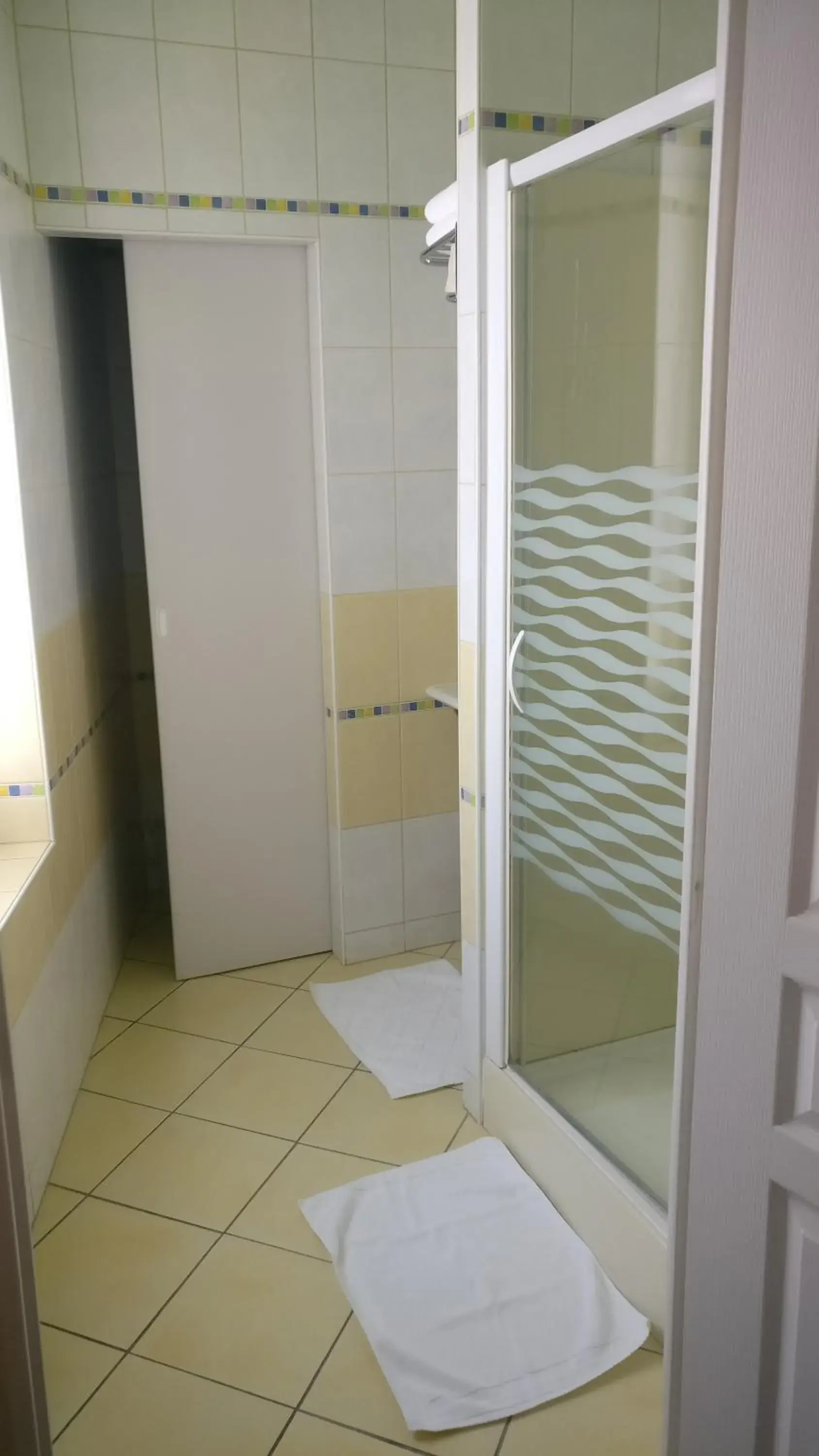 Bathroom in Hotel Restaurant Le Parc Bathroom in Hotel Restaurant Le Parc