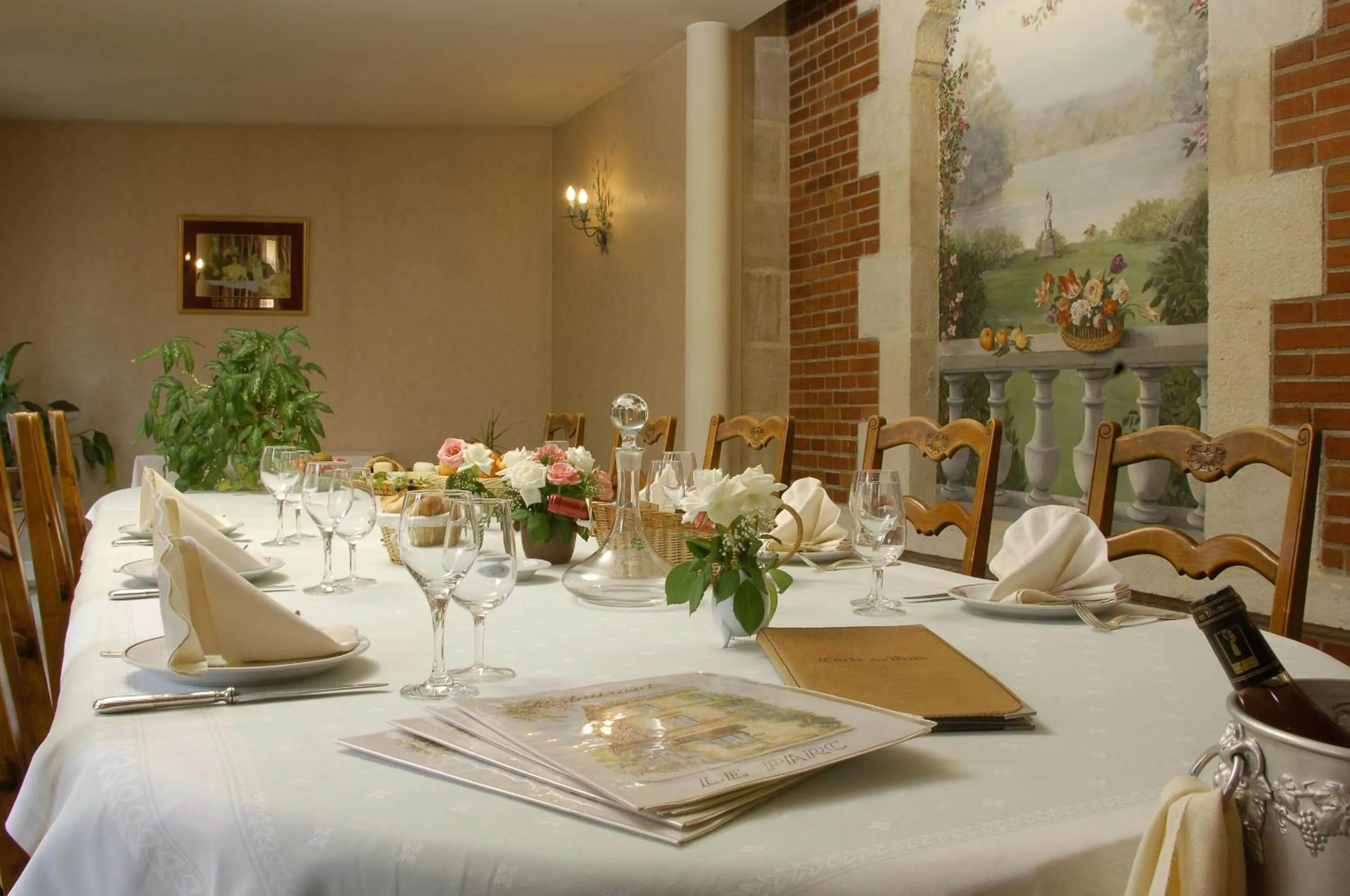 Restaurant/places to eat in Hotel Restaurant Le Parc