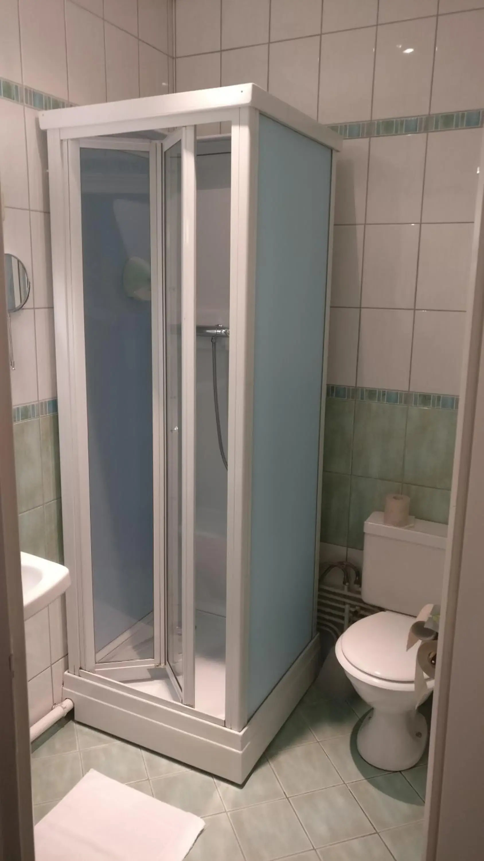 Bathroom in Hotel Restaurant Le Parc Bathroom in Hotel Restaurant Le Parc