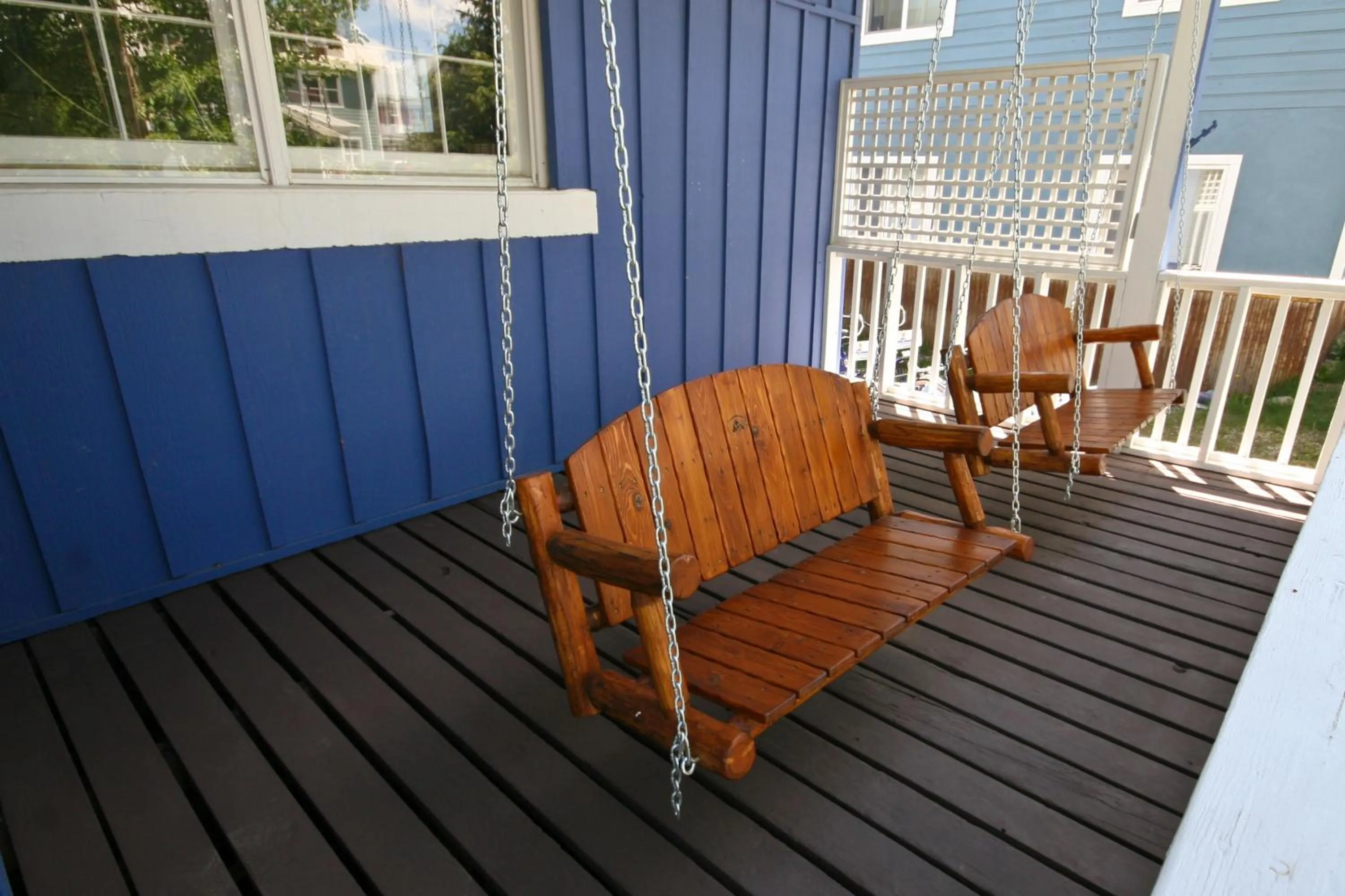 Patio in Purple Mountain Bed & Breakfast & Spa