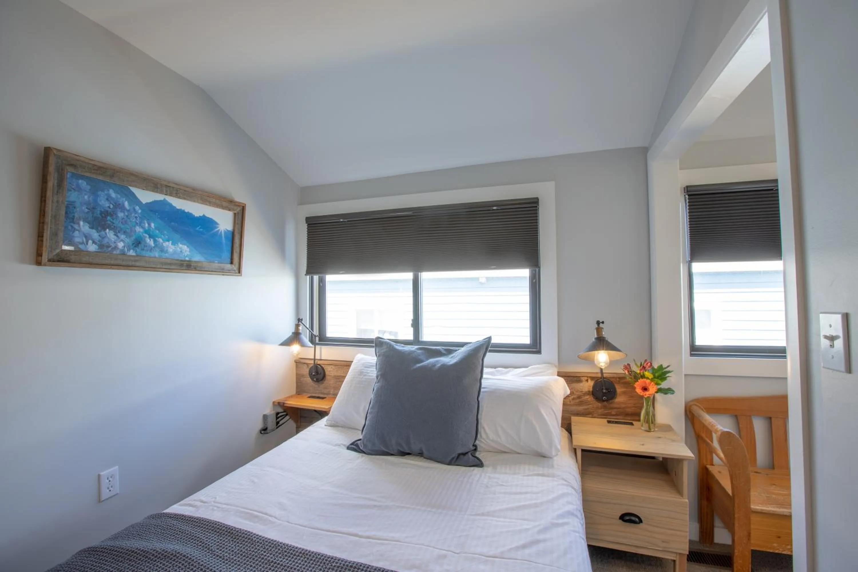 Bedroom, Bed in Purple Mountain Bed & Breakfast & Spa