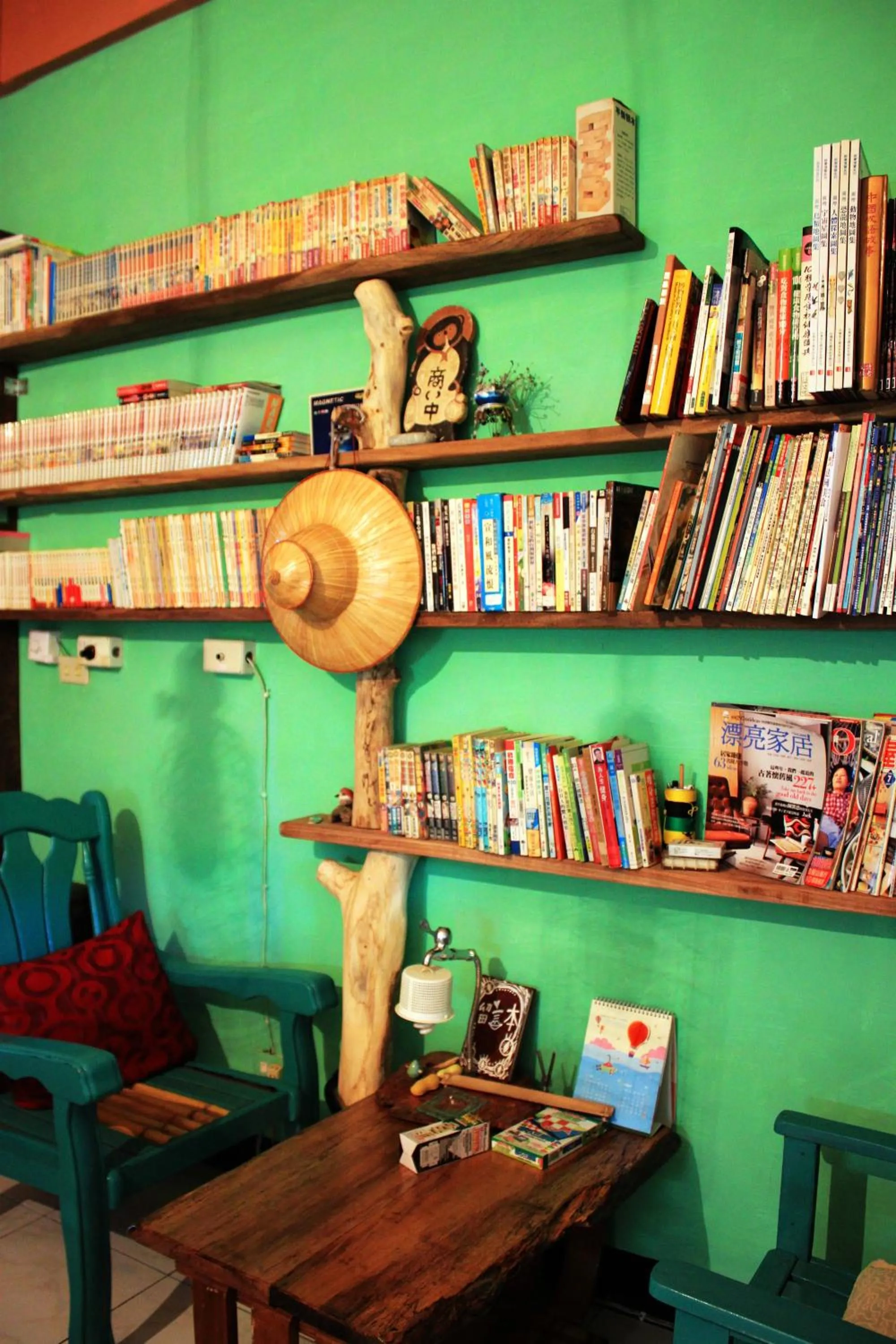 Restaurant/places to eat in Dulan Groundnut Backpacker Hostel
