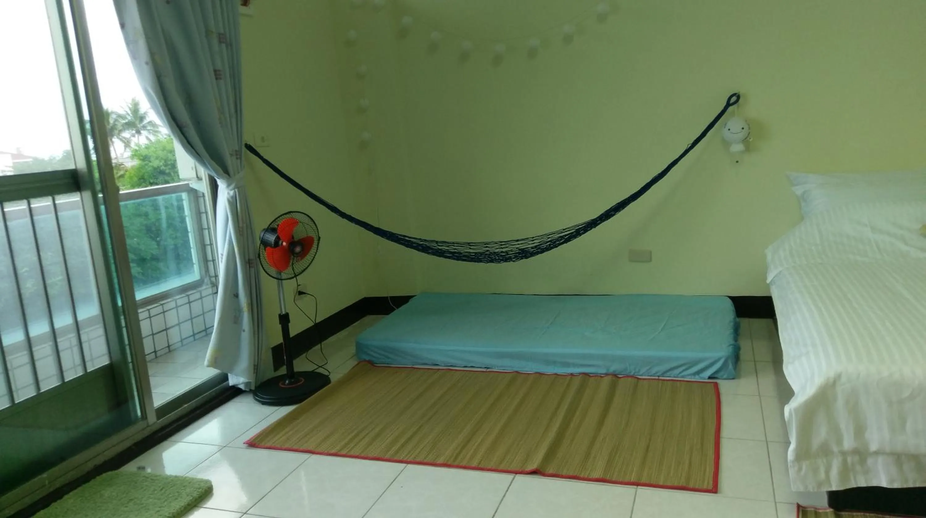 Bed in Dulan Groundnut Backpacker Hostel