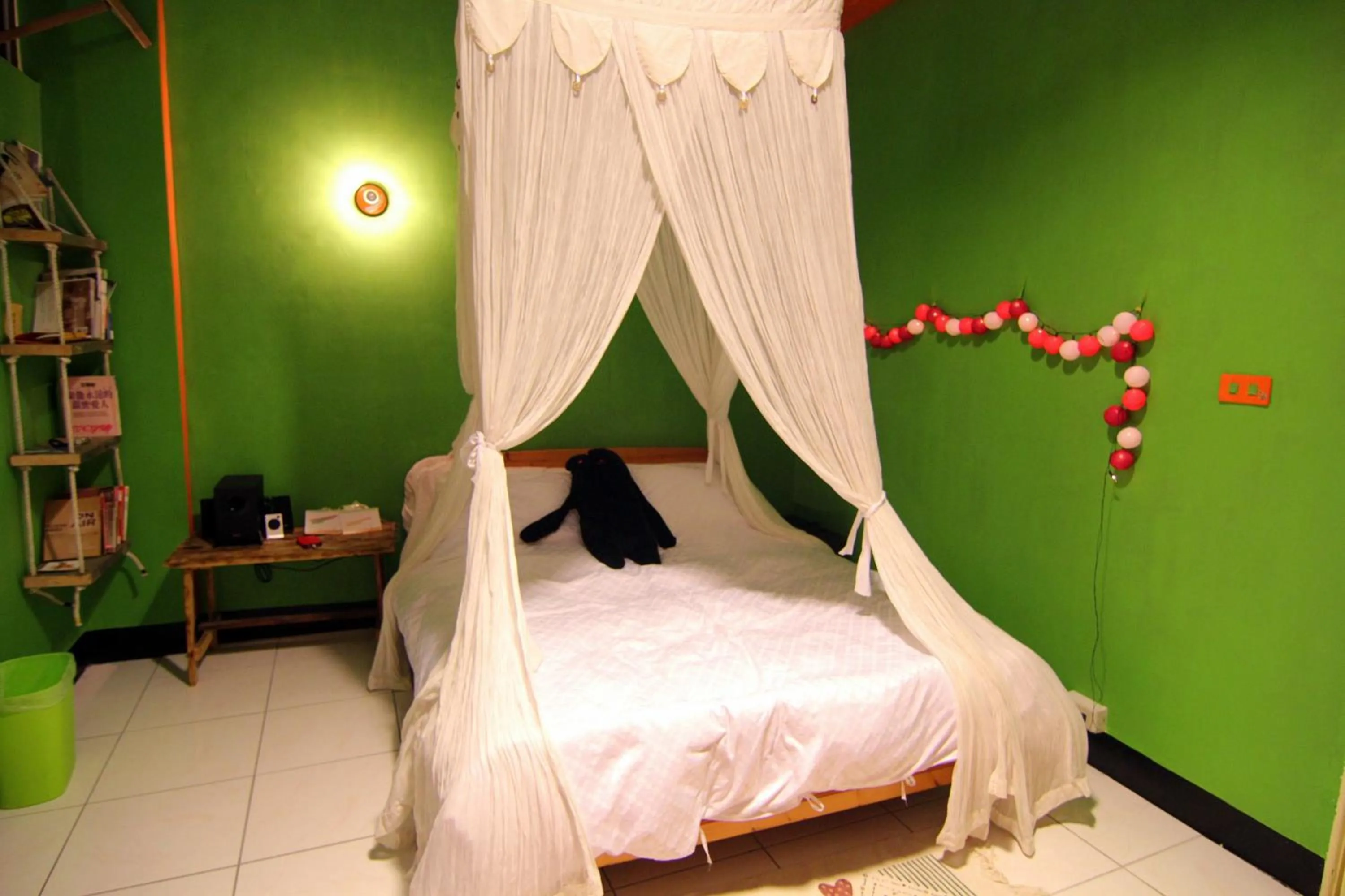 Bedroom, Bed in Dulan Groundnut Backpacker Hostel