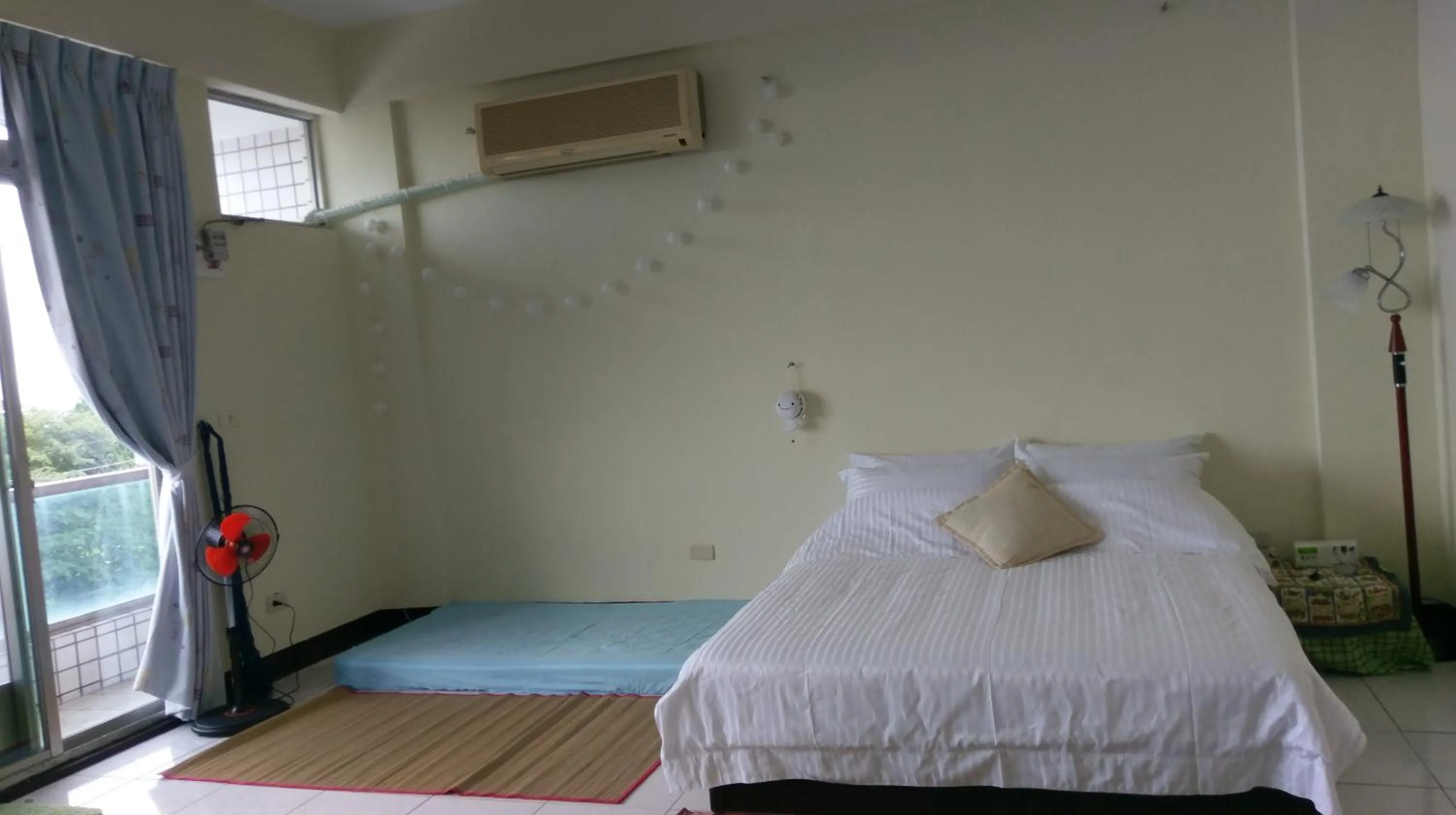 Bed in Dulan Groundnut Backpacker Hostel