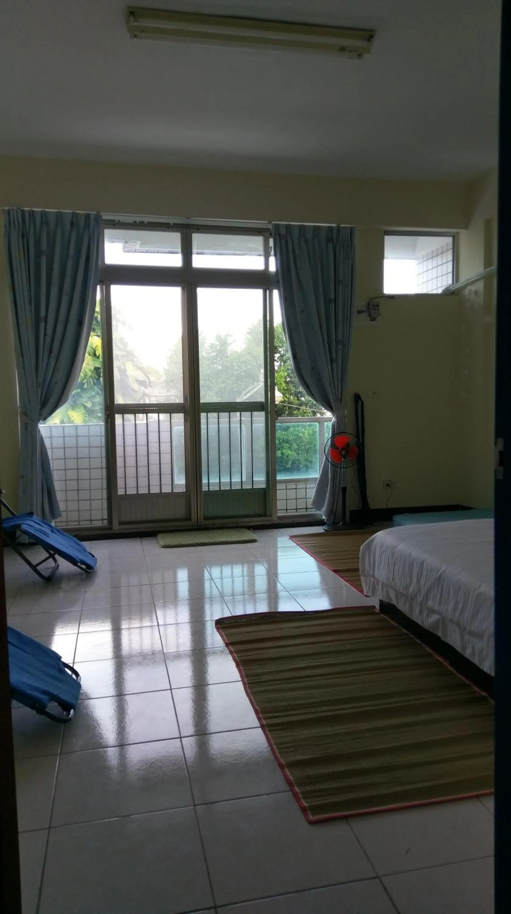 View (from property/room), Bed in Dulan Groundnut Backpacker Hostel