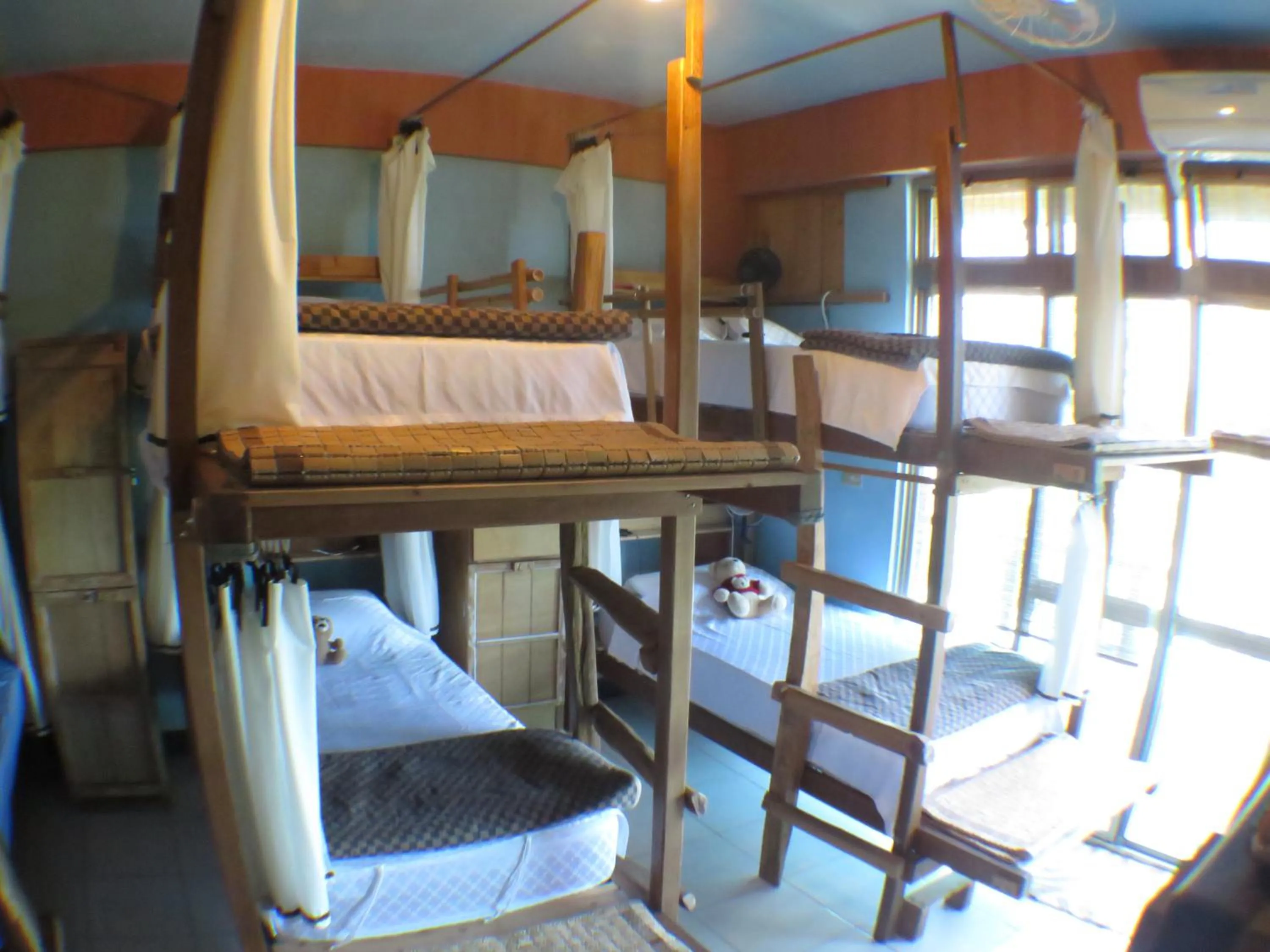 Property building, Bed in Dulan Groundnut Backpacker Hostel