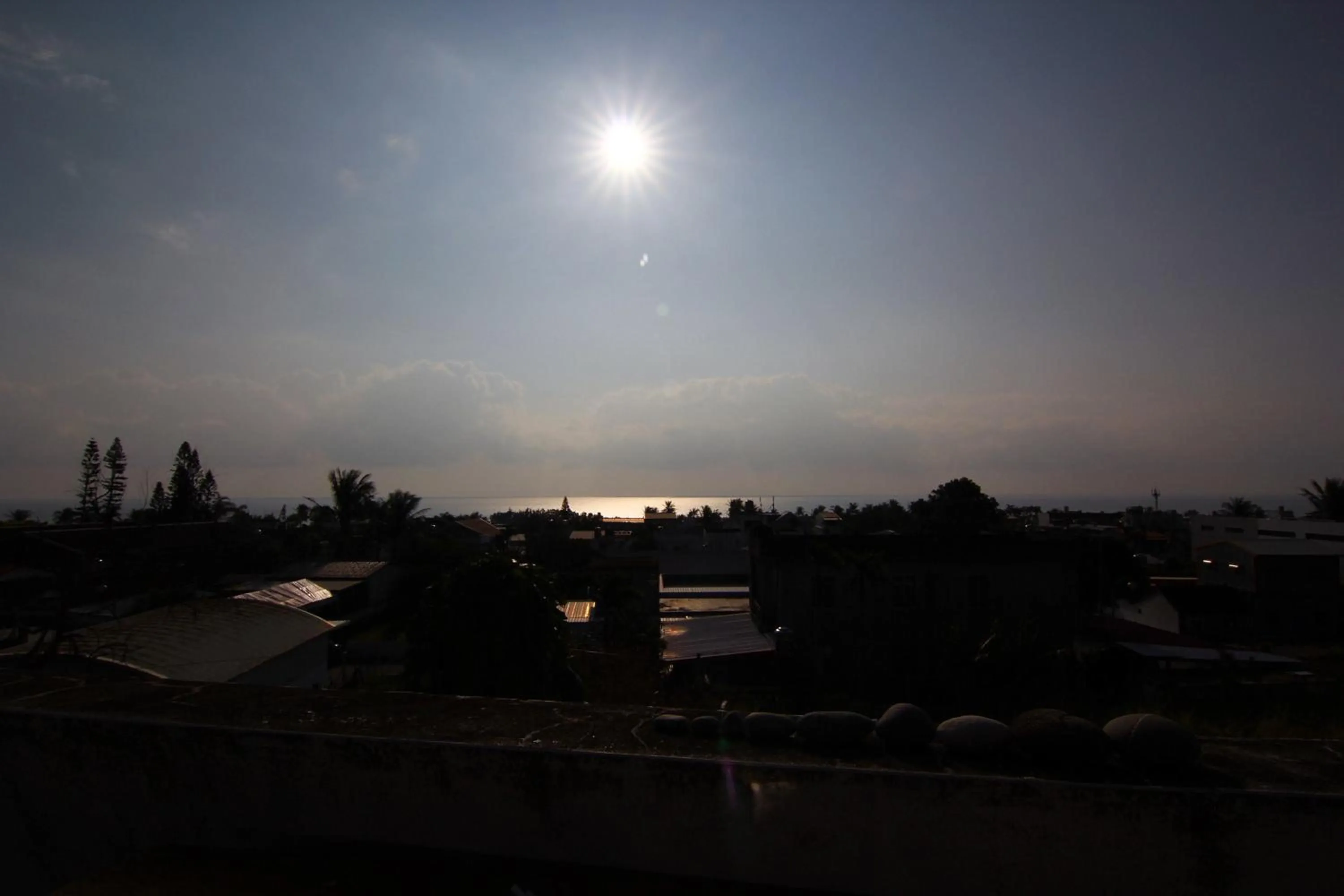 Summer in Dulan Groundnut Backpacker Hostel