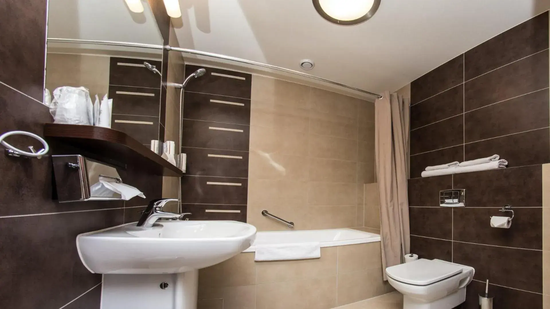 Comfort Single Room in Ruben Hotel Zielona Góra Comfort Single Room in Ruben Hotel Zielona Góra