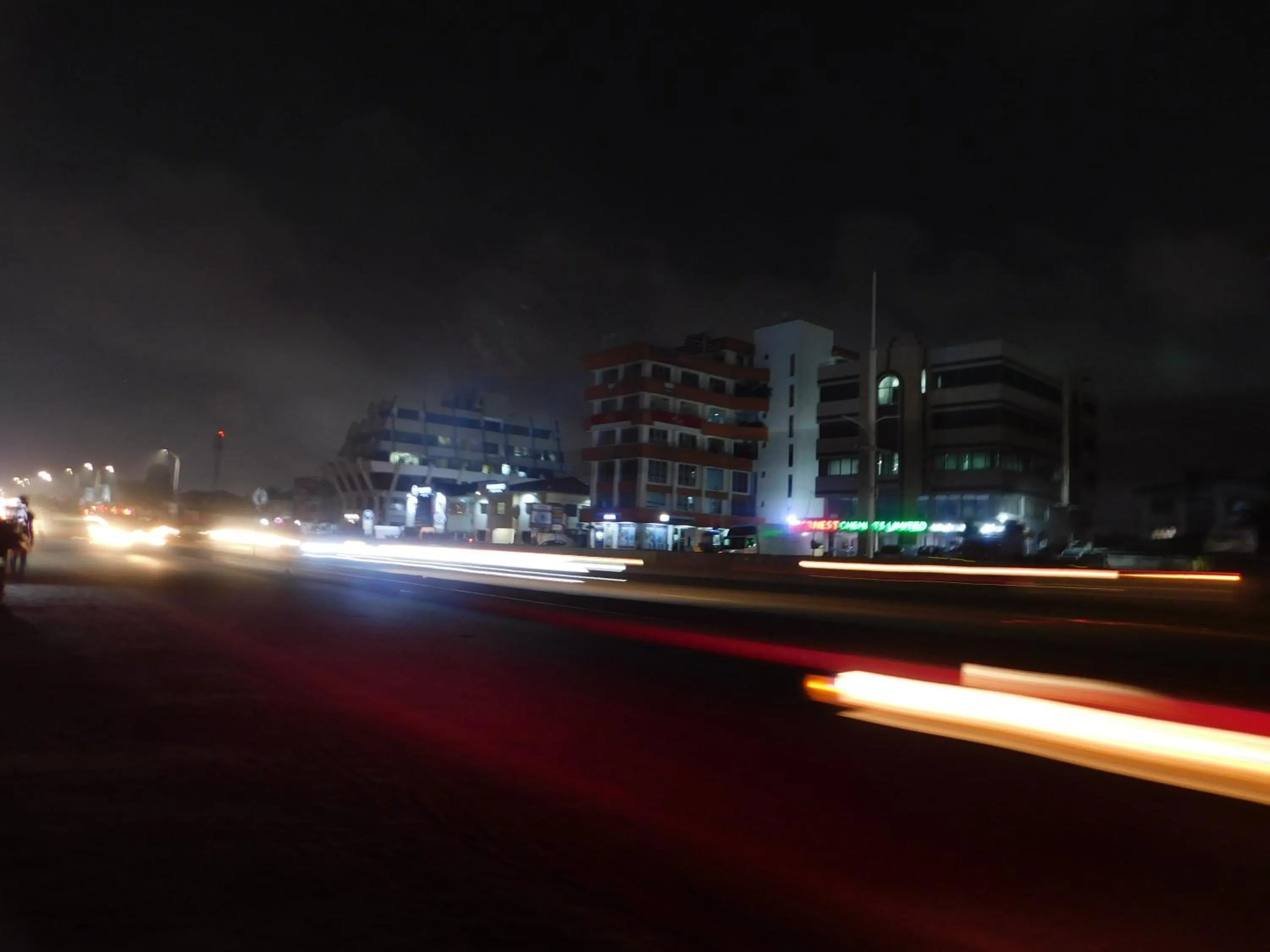 Night in Jesiwa B's Little Palace