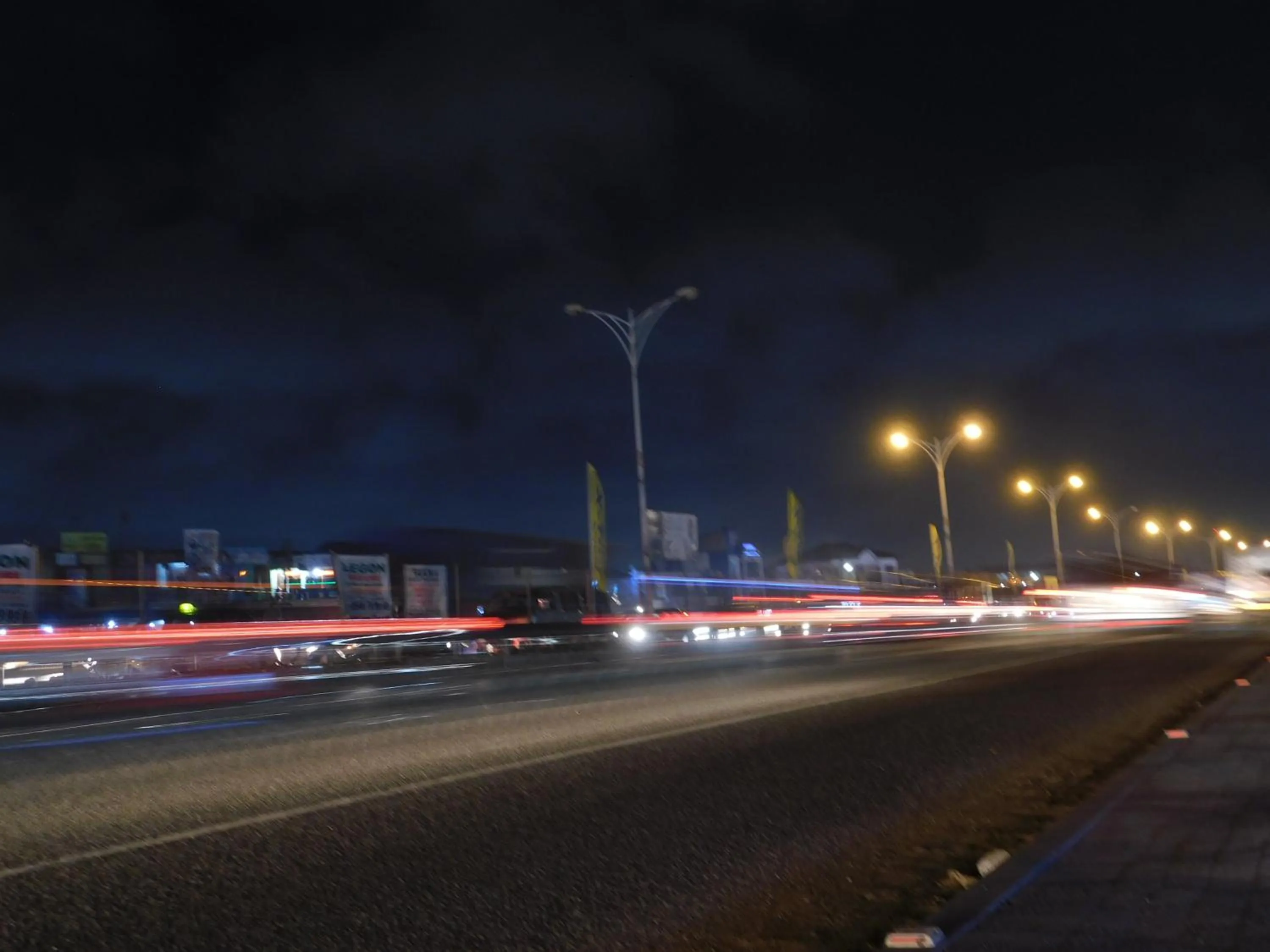 Night in Jesiwa B's Little Palace