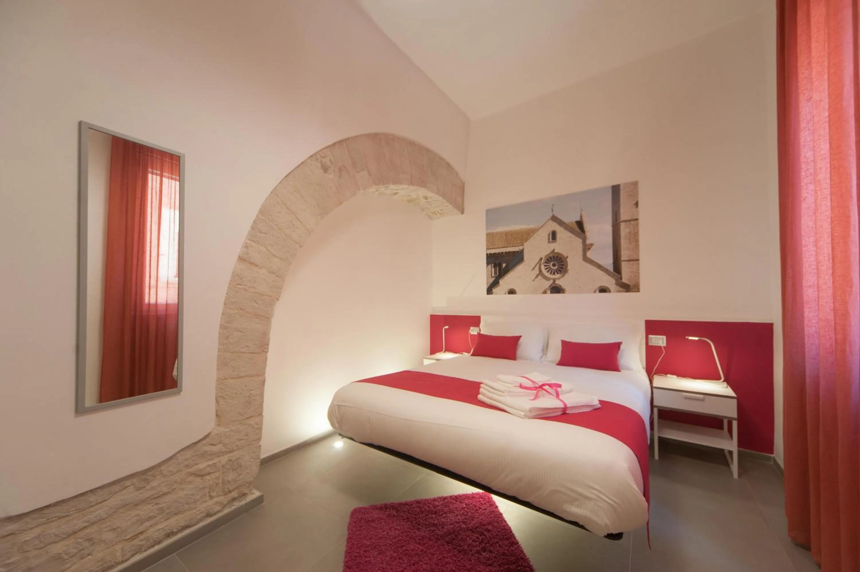 Photo of the whole room, Bed in La Cattedrale dai Tetti