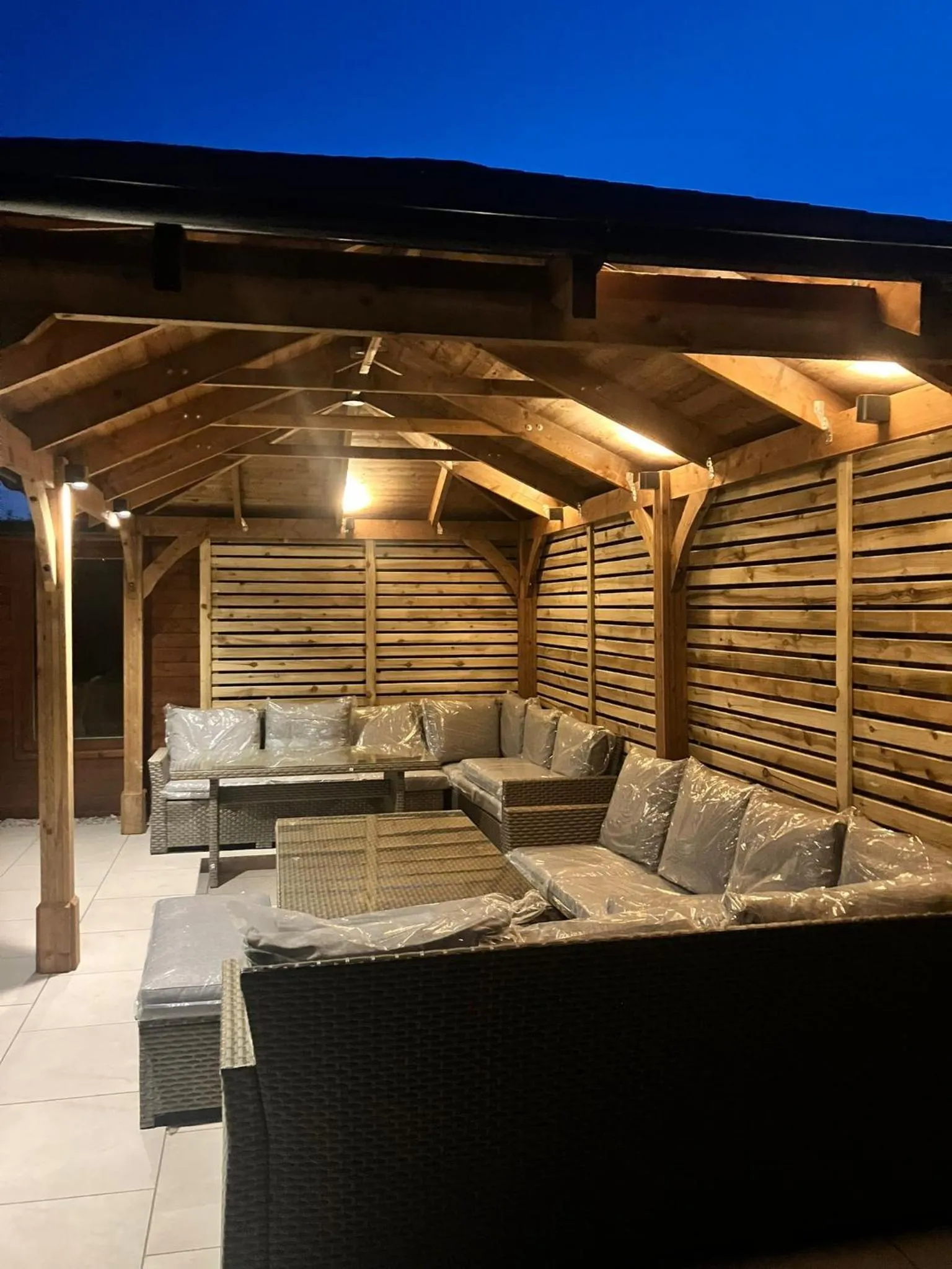 Patio in Hedley House Hotel & Apartments