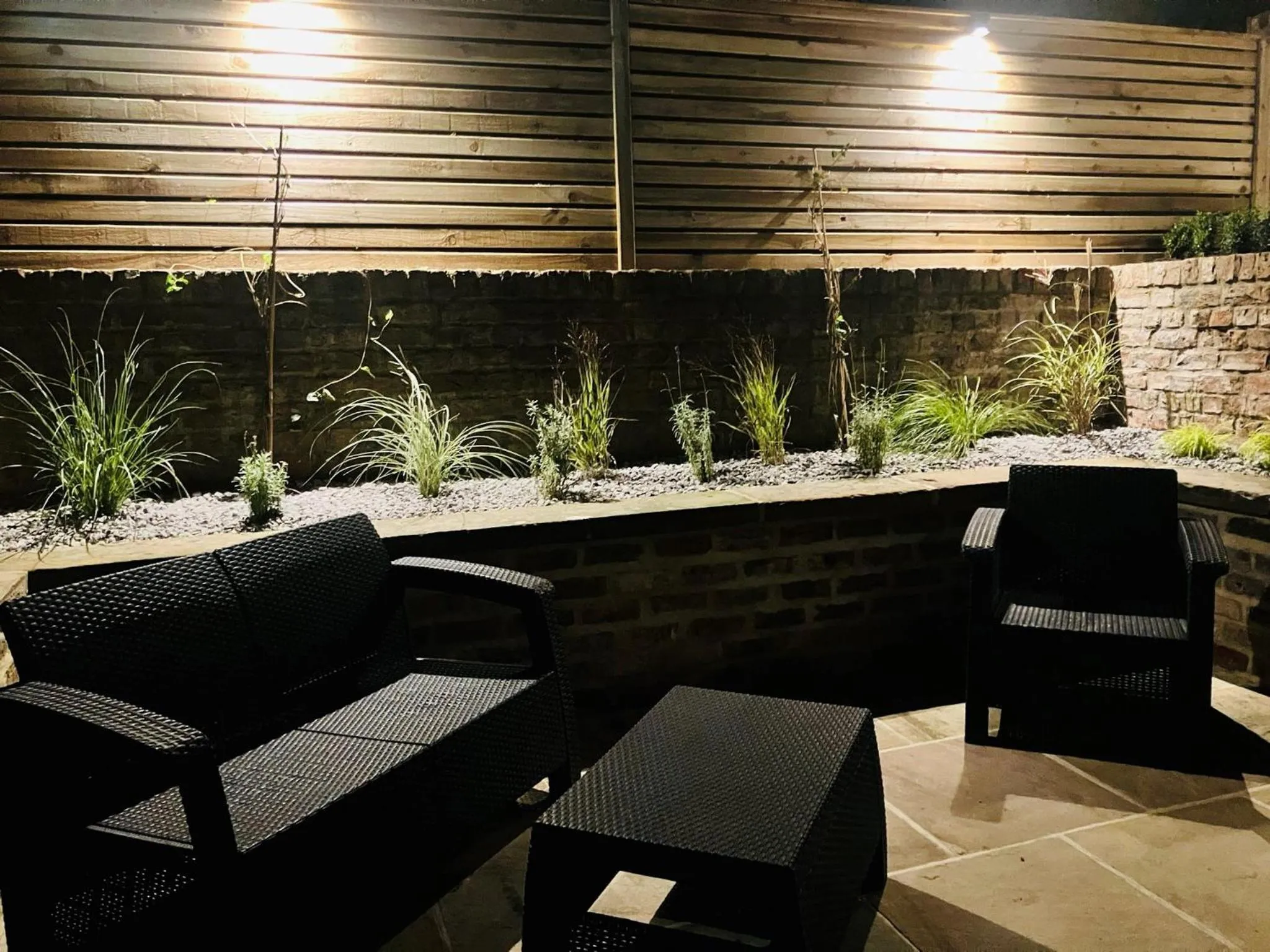 Patio in Hedley House Hotel & Apartments