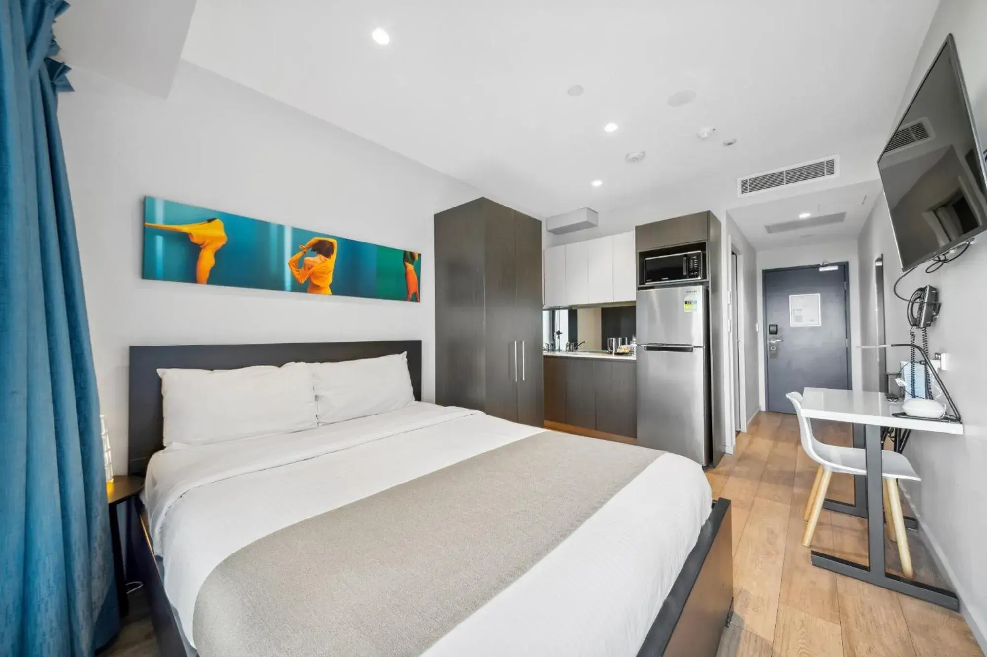 Photo of the whole room, Bed in Studio 8 Residences - Adults Only Photo of the whole room, Bed in Studio 8 Residences - Adults Only