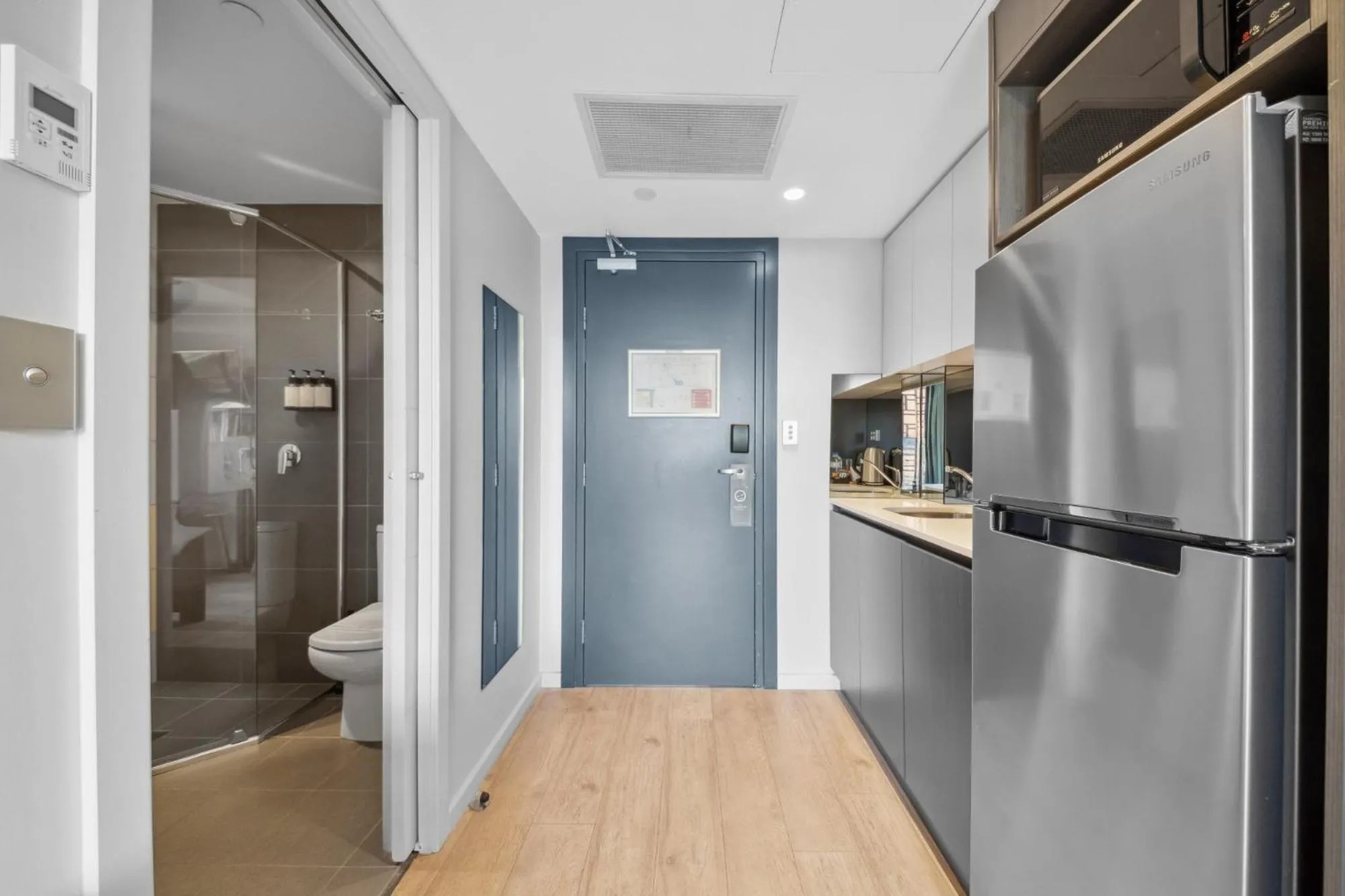 Bathroom in Studio 8 Residences - Adults Only