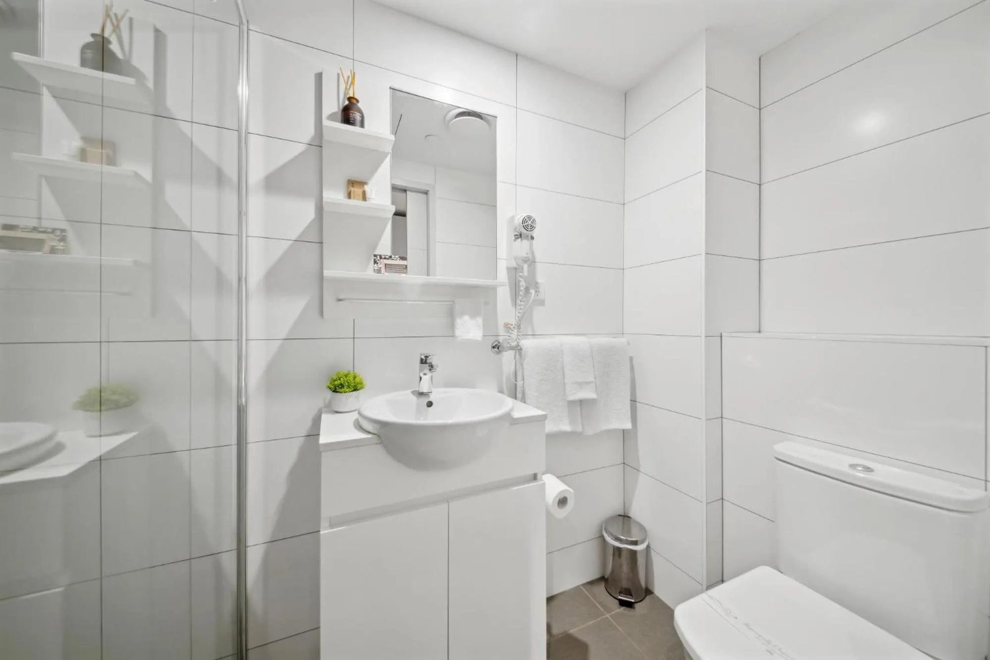 Bathroom in Studio 8 Residences - Adults Only