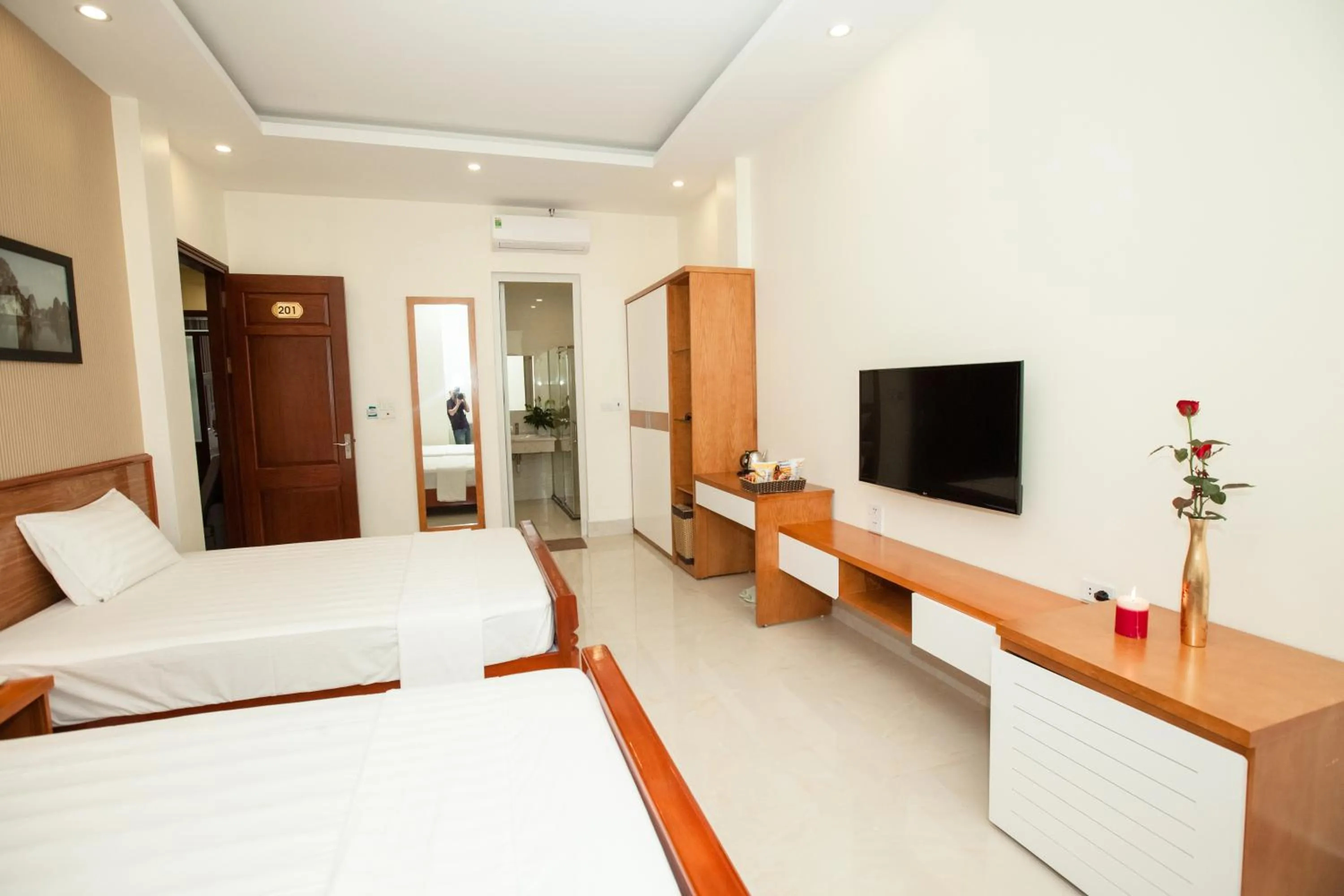 Bed in Halong Seoul Hotel