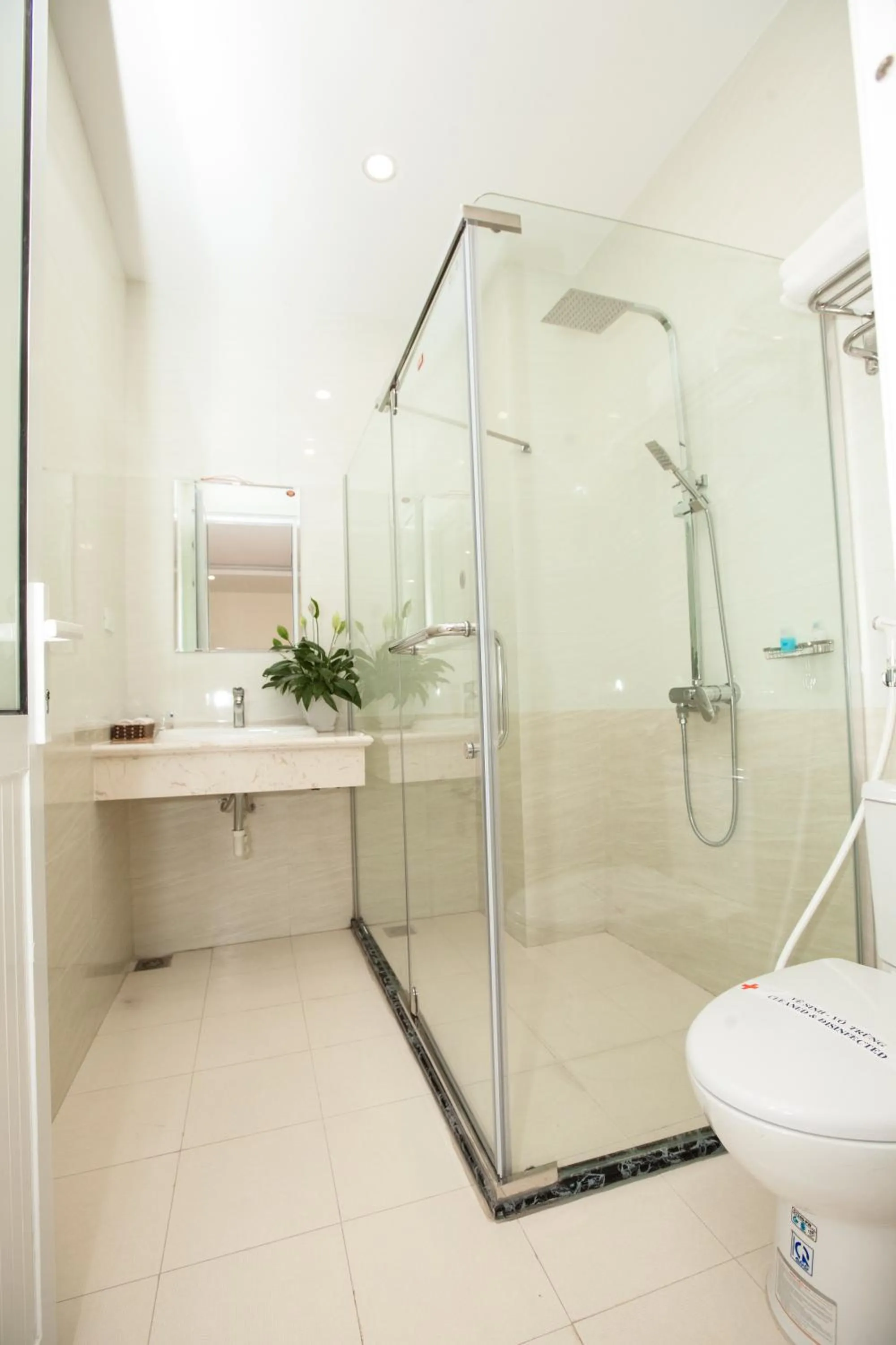 Bathroom in Halong Seoul Hotel