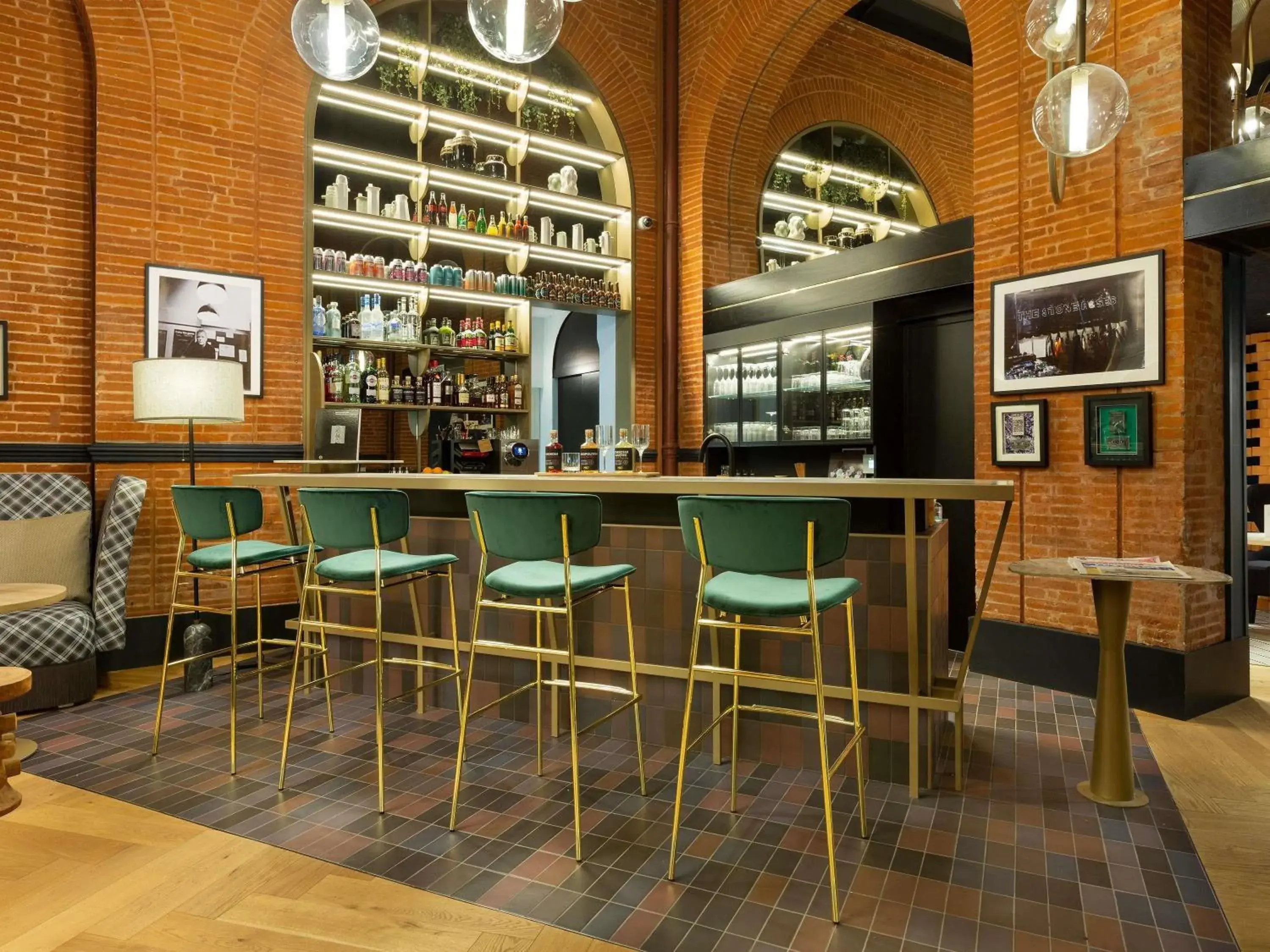 Lounge or bar in Hotel Les Capitouls Toulouse Centre - Handwritten Collection Lounge or bar in Hotel Les Capitouls Toulouse Centre - Handwritten Collection