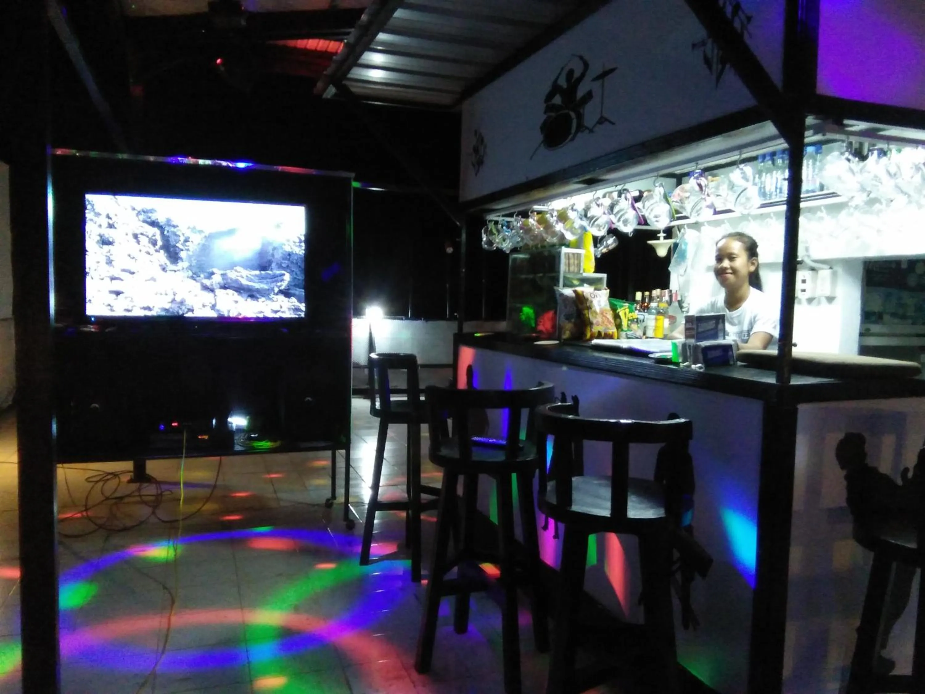 Karaoke in RedDoorz @ Western Highway Lodge Hotel