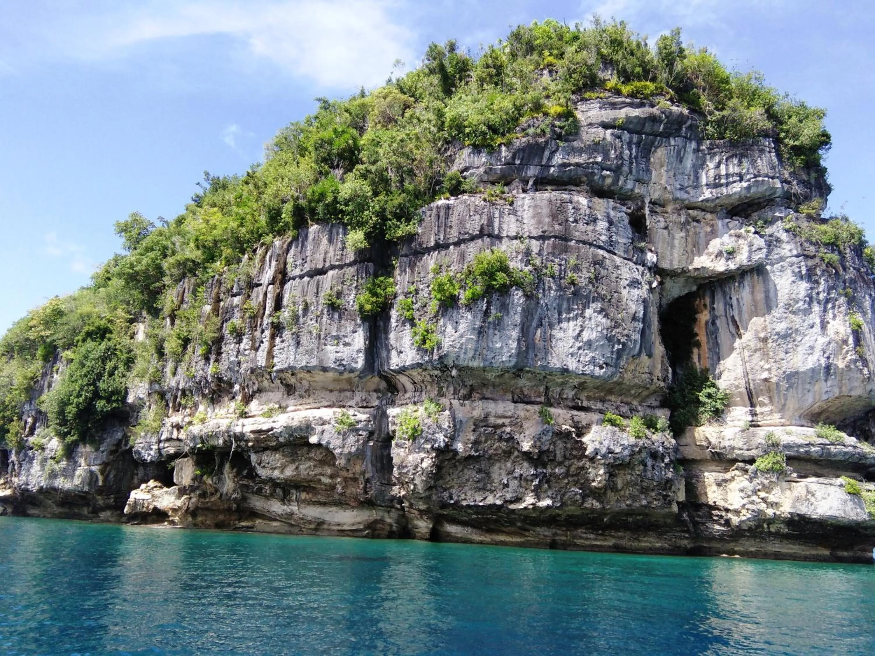 Nearby landmark in RedDoorz @ Western Highway Lodge Hotel