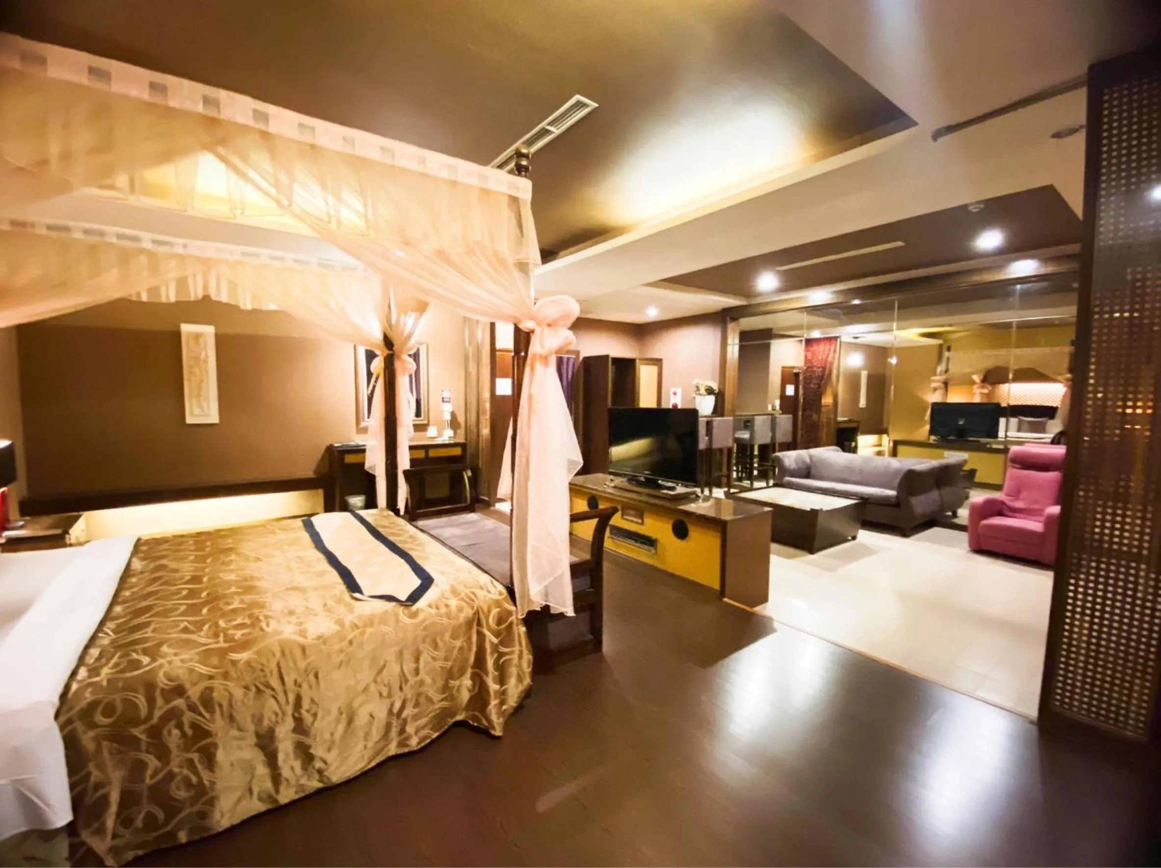 Bed in Hua Xiang Motel