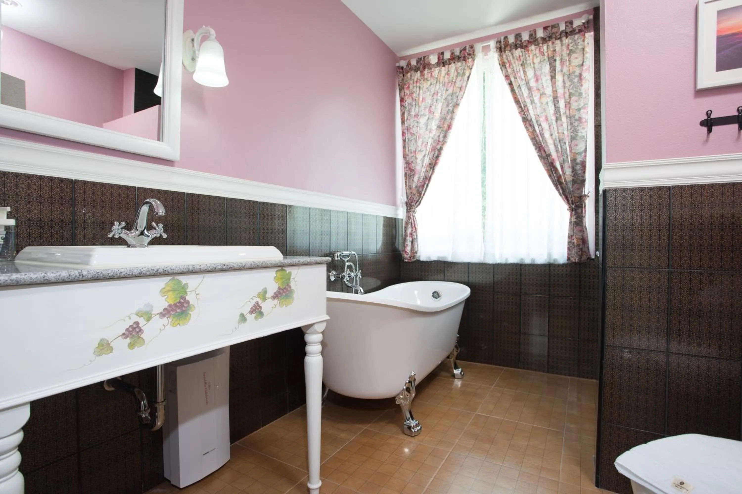 Bathroom in Hillsborough The English Country House Hotel & Leisure