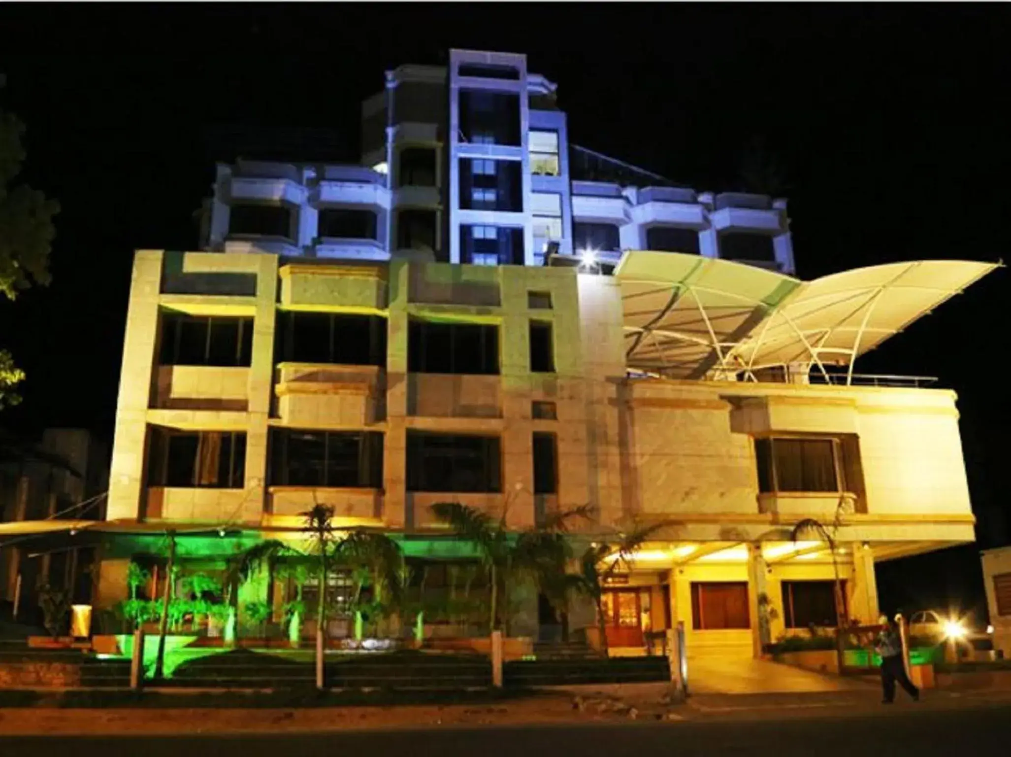 Facade/entrance in Darling Residency Facade/entrance in Darling Residency