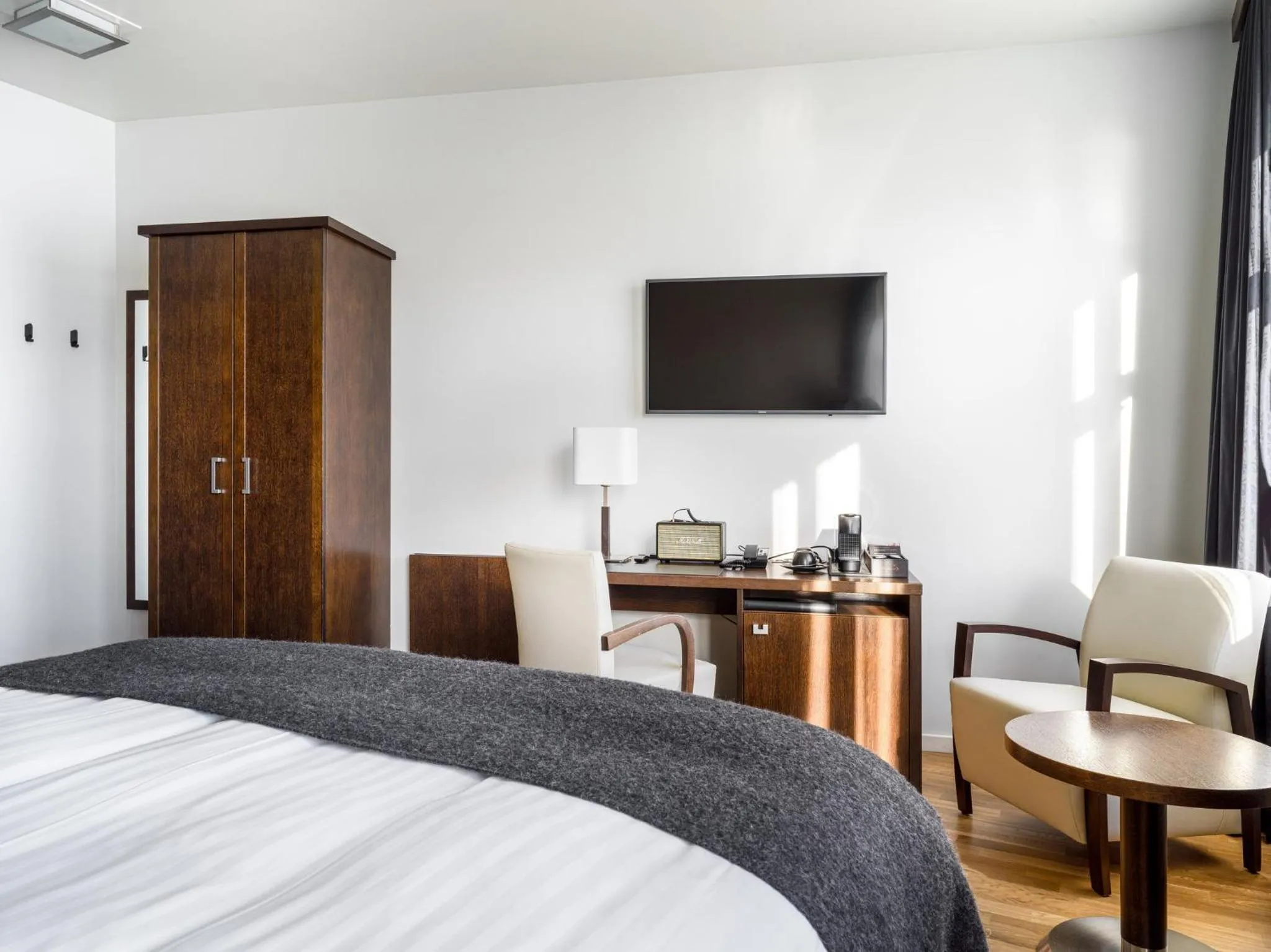 Bedroom, Bed in Hotel Kea by Keahotels