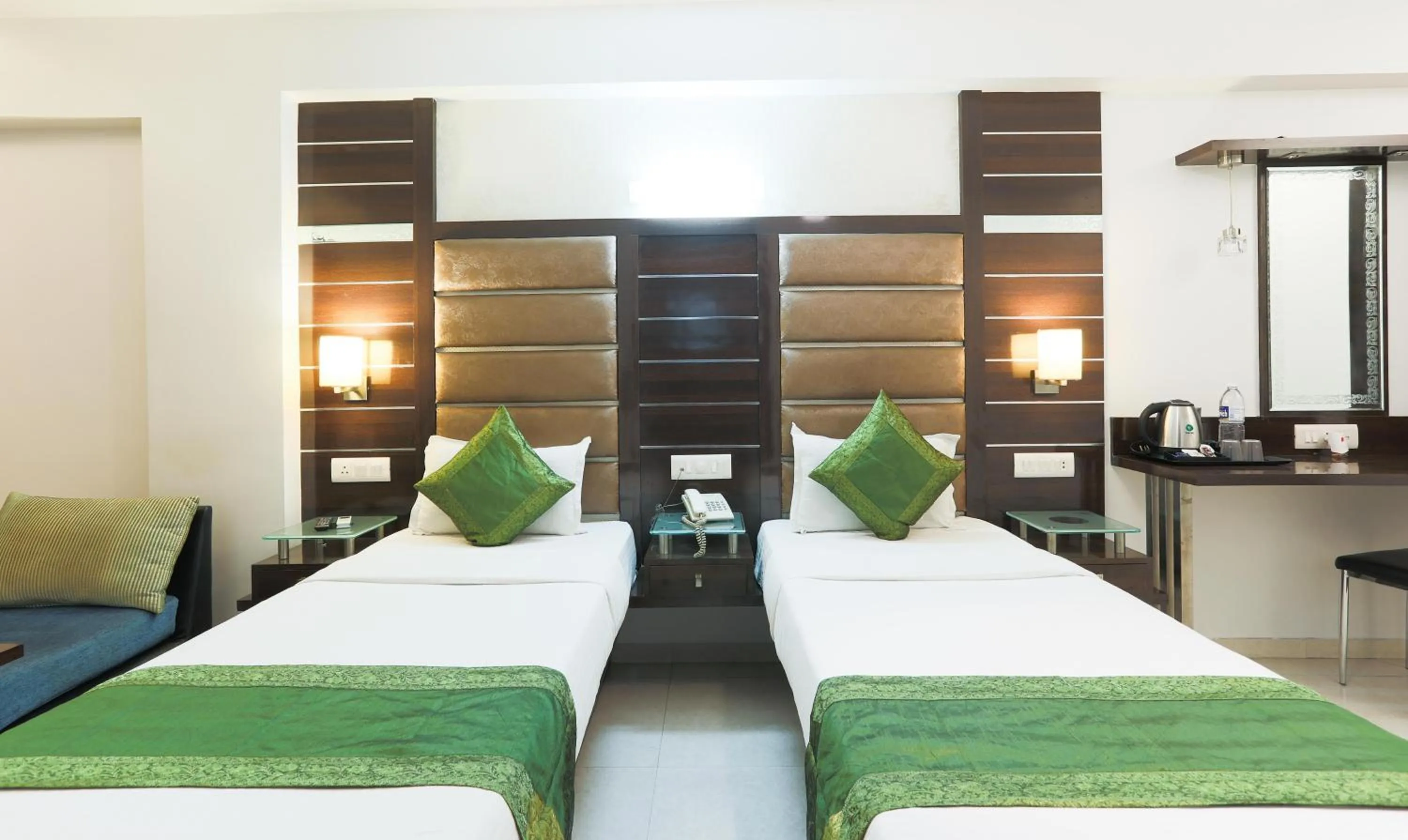 Photo of the whole room, Bed in Hotel Apple Inn Vapi