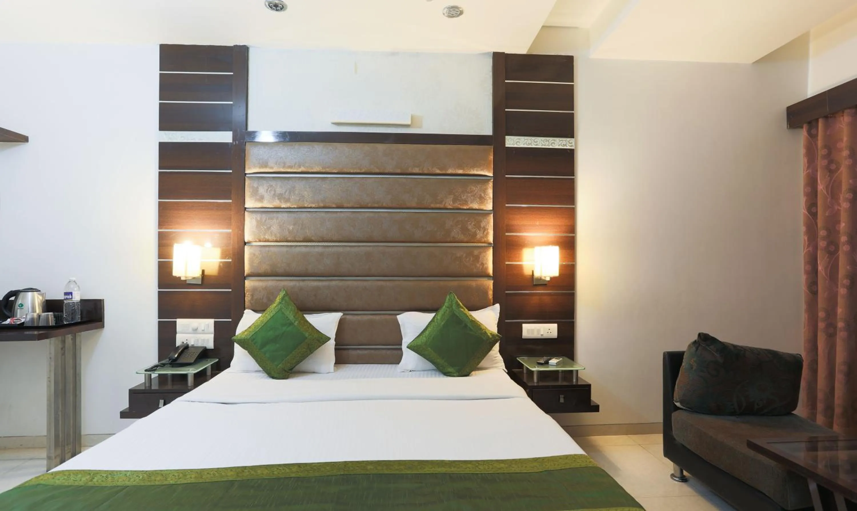 Photo of the whole room, Bed in Hotel Apple Inn Vapi