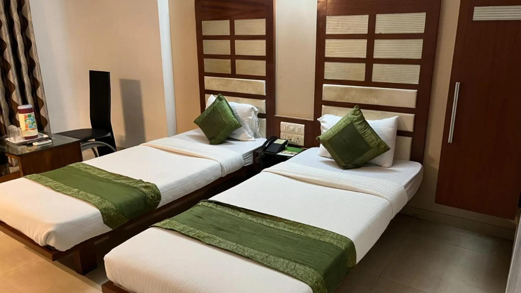 Bedroom, Bed in Hotel Apple Inn Vapi