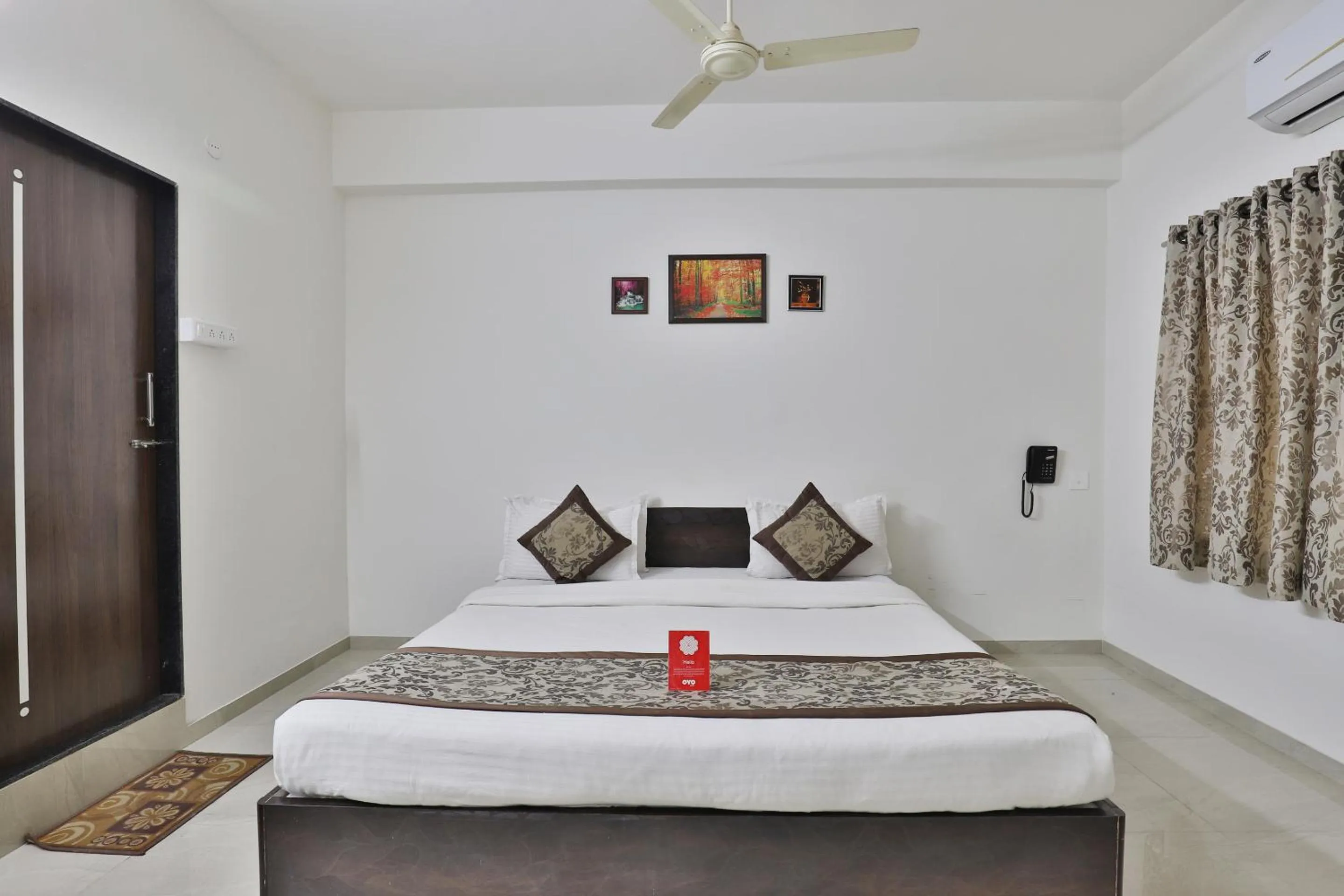 Photo of the whole room, Bed in Nova Hotel Star Palace