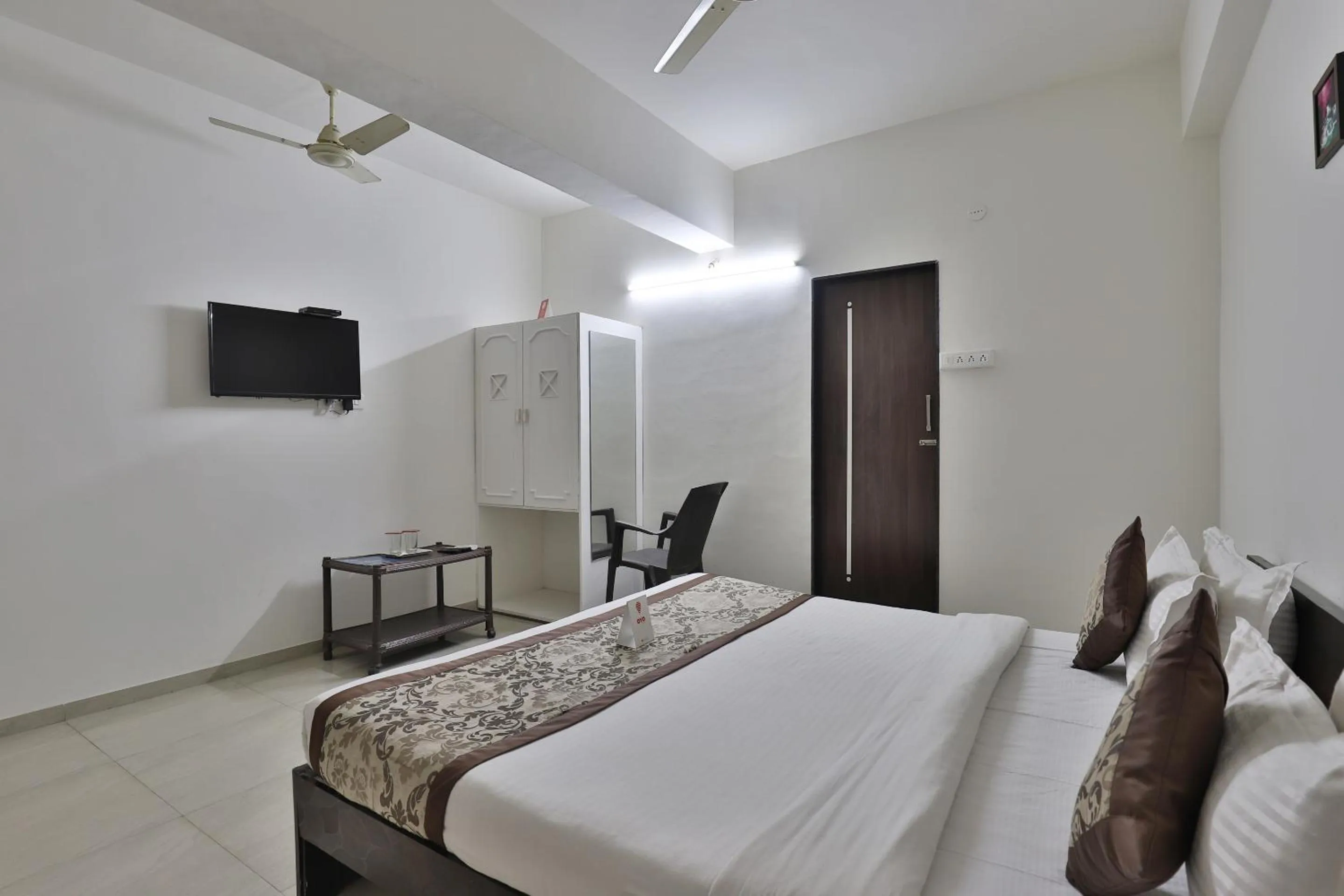 Photo of the whole room, Bed in Nova Hotel Star Palace