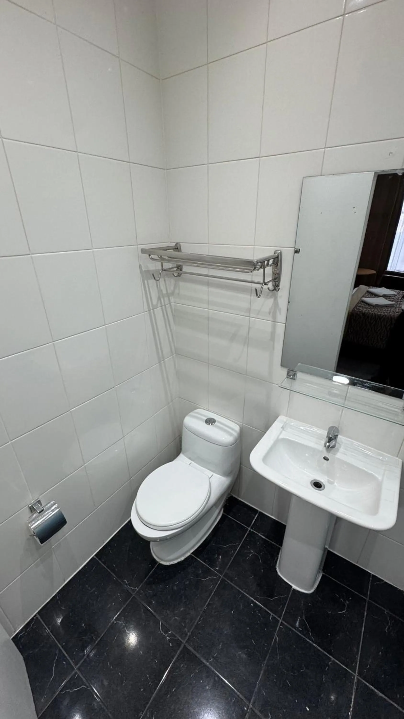 Bathroom in Newham Hotel