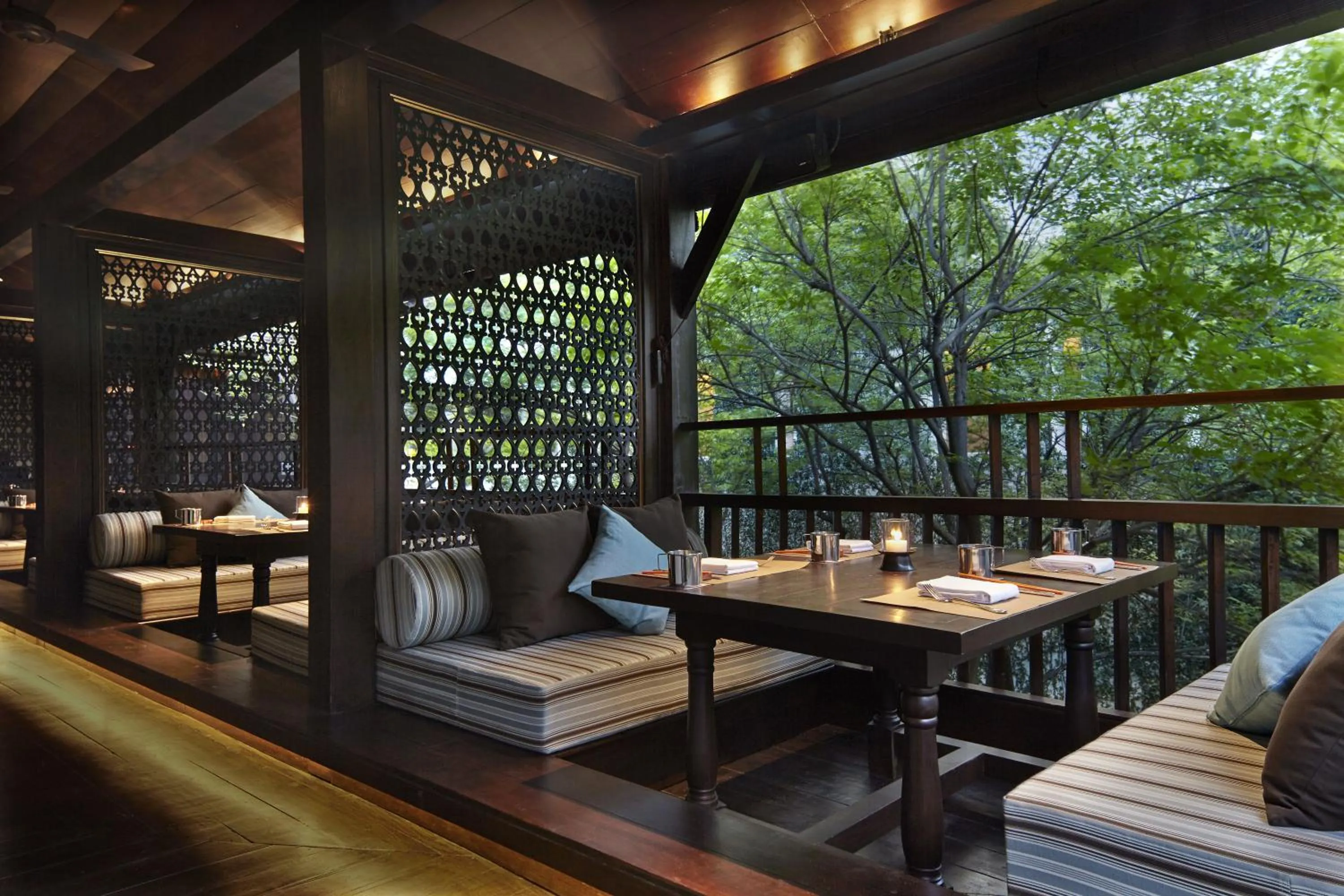 Restaurant/places to eat in Anantara Chiang Mai Serviced Suites